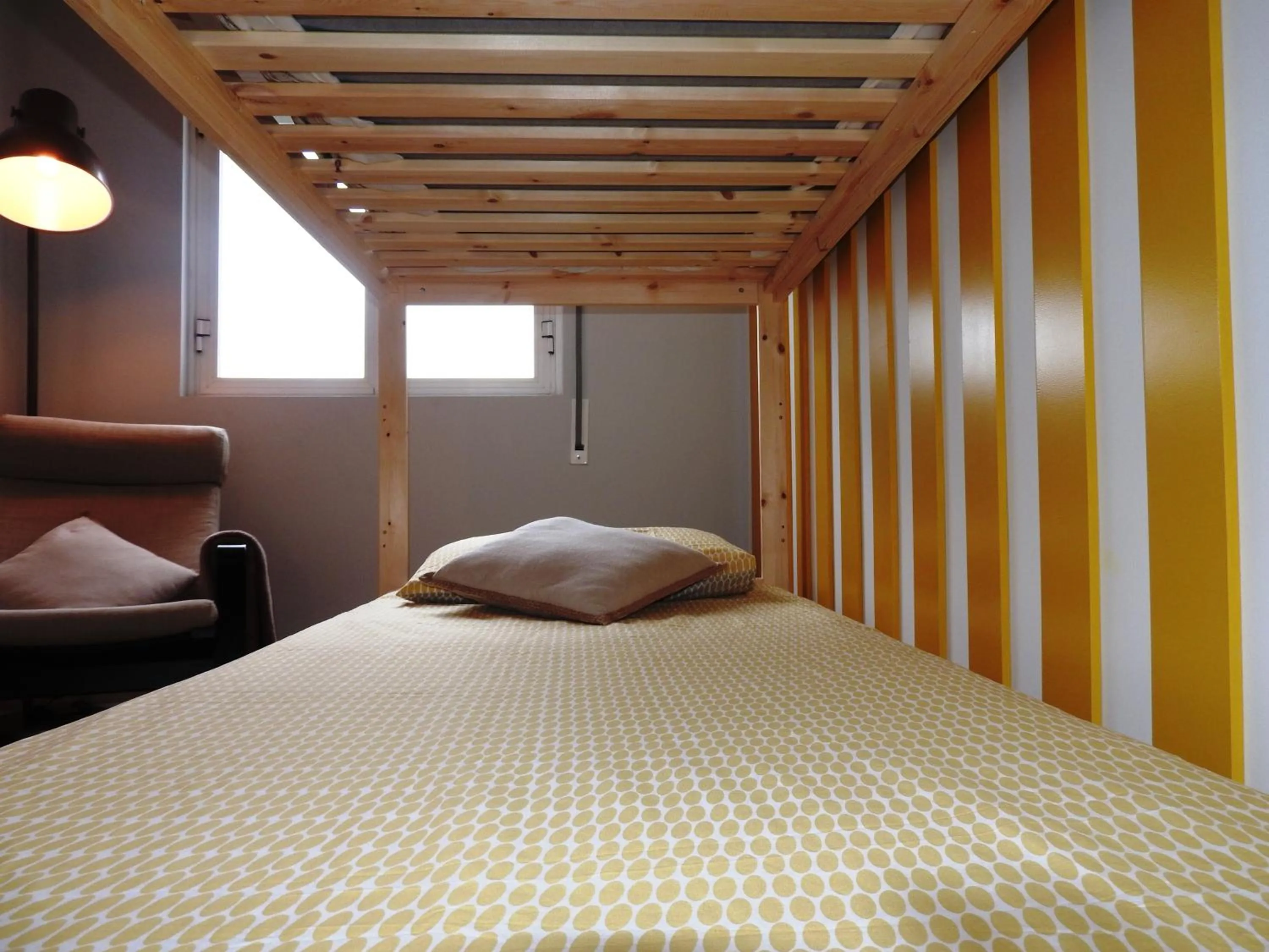 bunk bed in Lisbon Airport Hostel