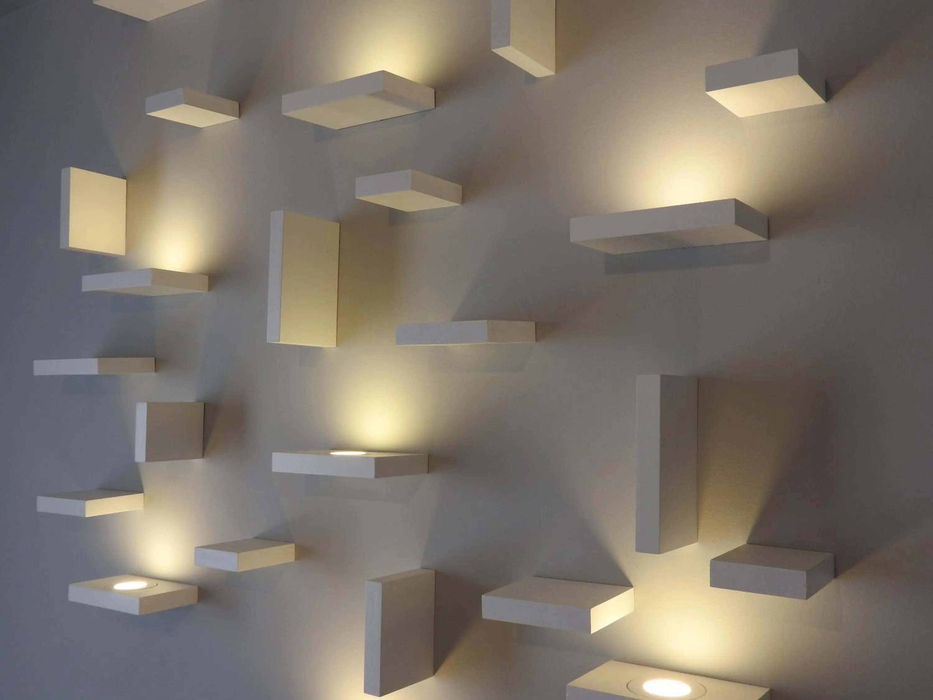 Decorative detail in Lisbon Airport Hostel