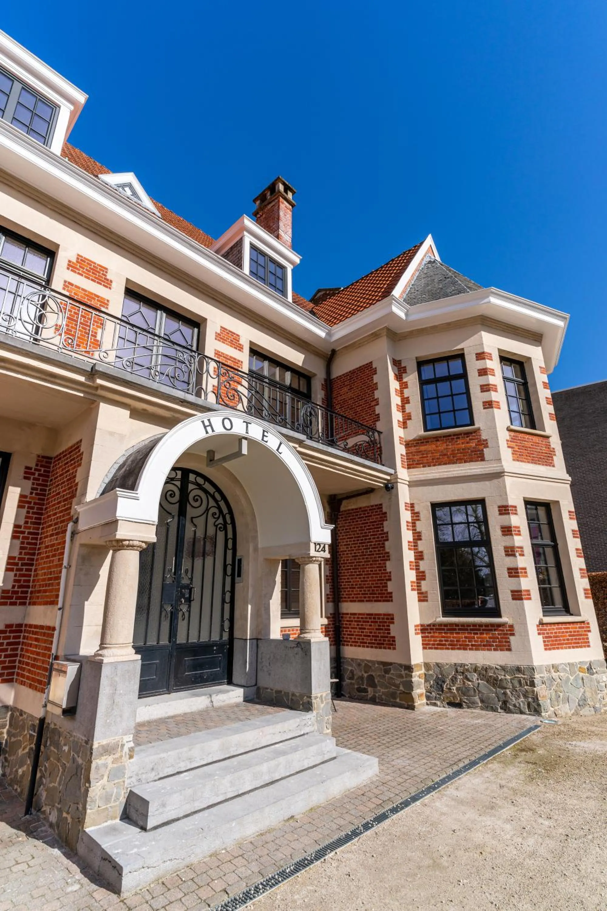 Property building in Hotel Villa Monte