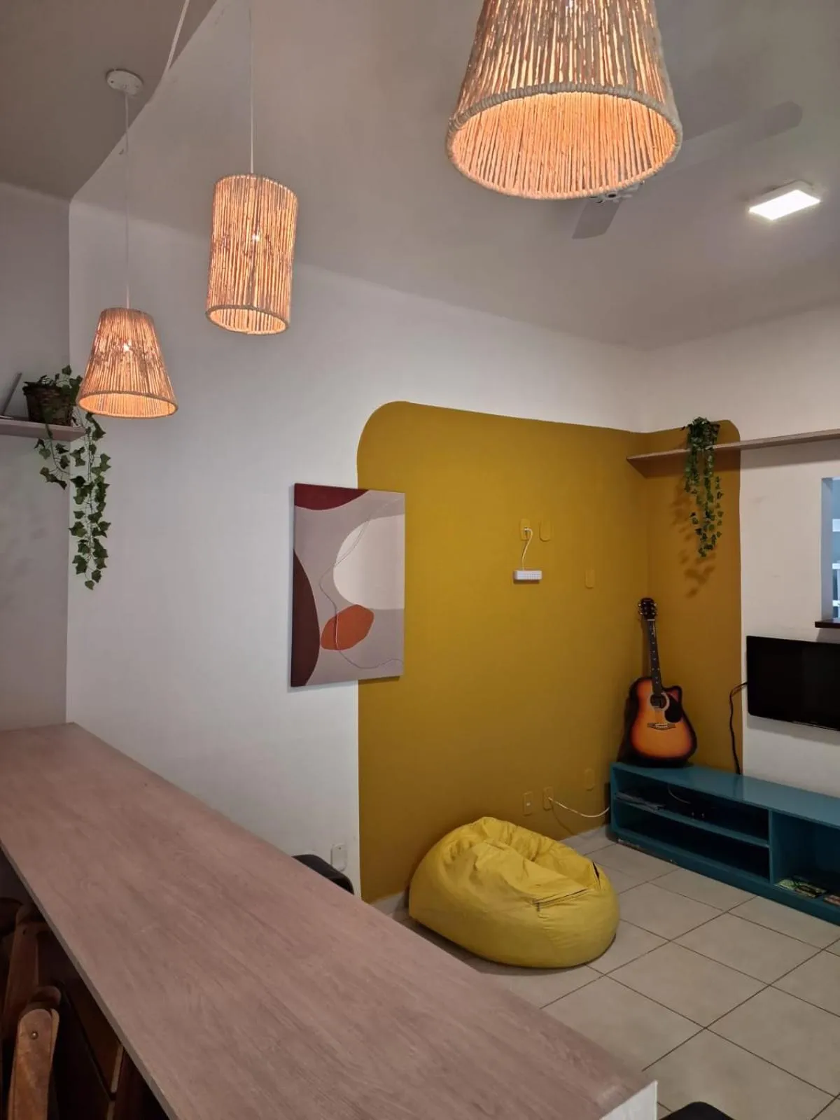 Communal lounge/ TV room in Pousada Vila Praiana