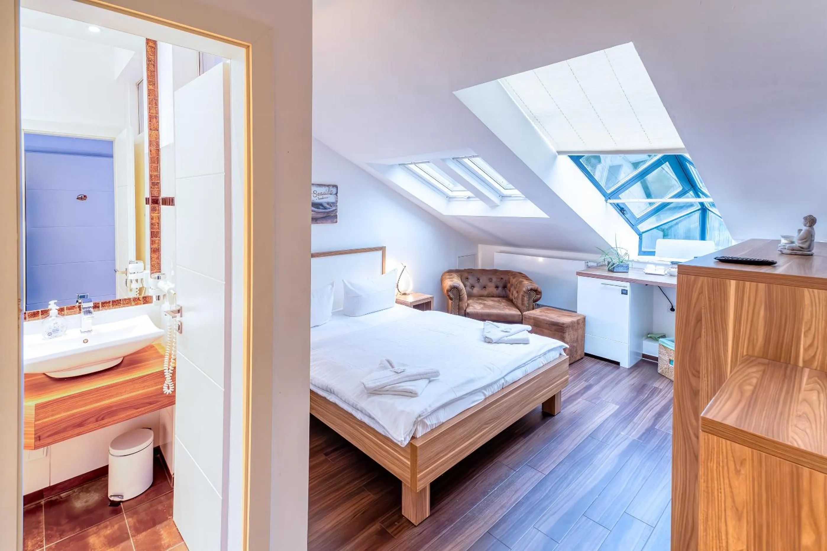 Photo of the whole room, Bed in Seaside-Townhouse