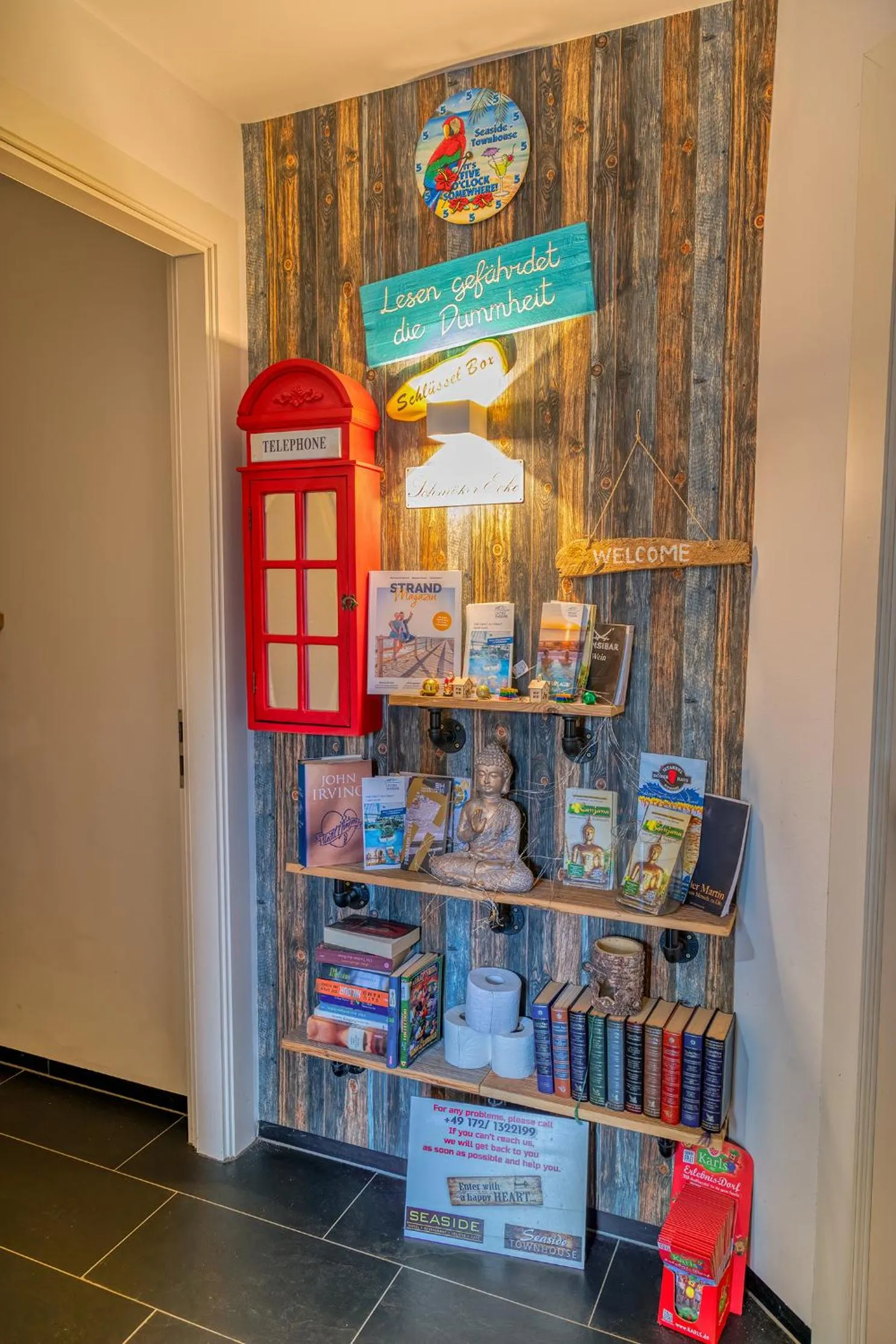 Library in Seaside-Townhouse