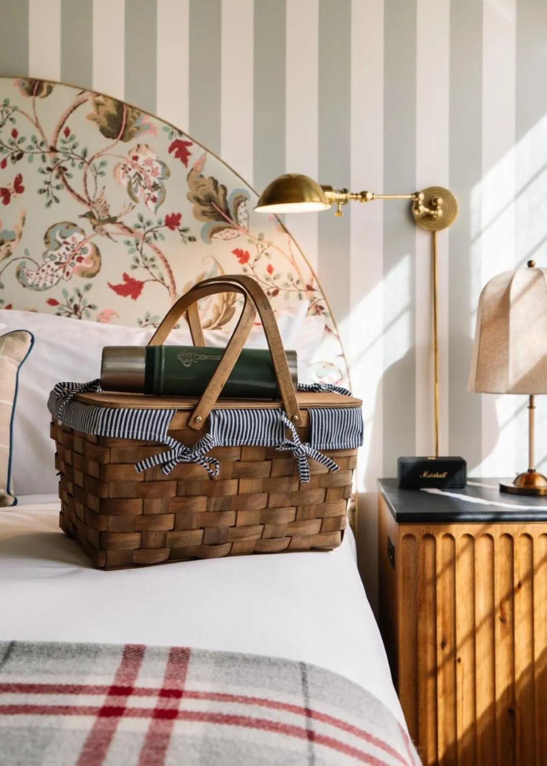 Breakfast, Bed in Le Petit Pali Brentwood