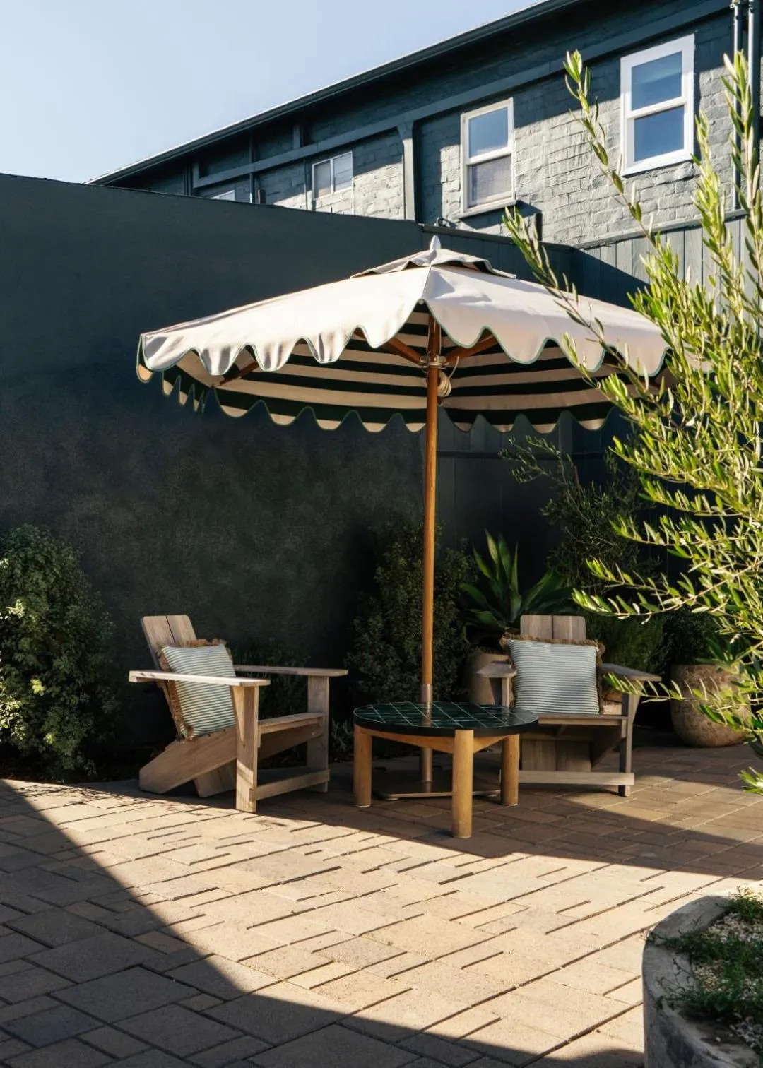 Patio in Le Petit Pali Brentwood