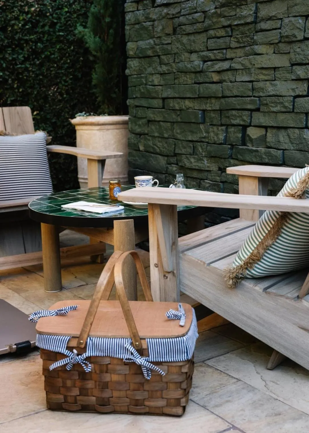 Breakfast in Le Petit Pali Brentwood