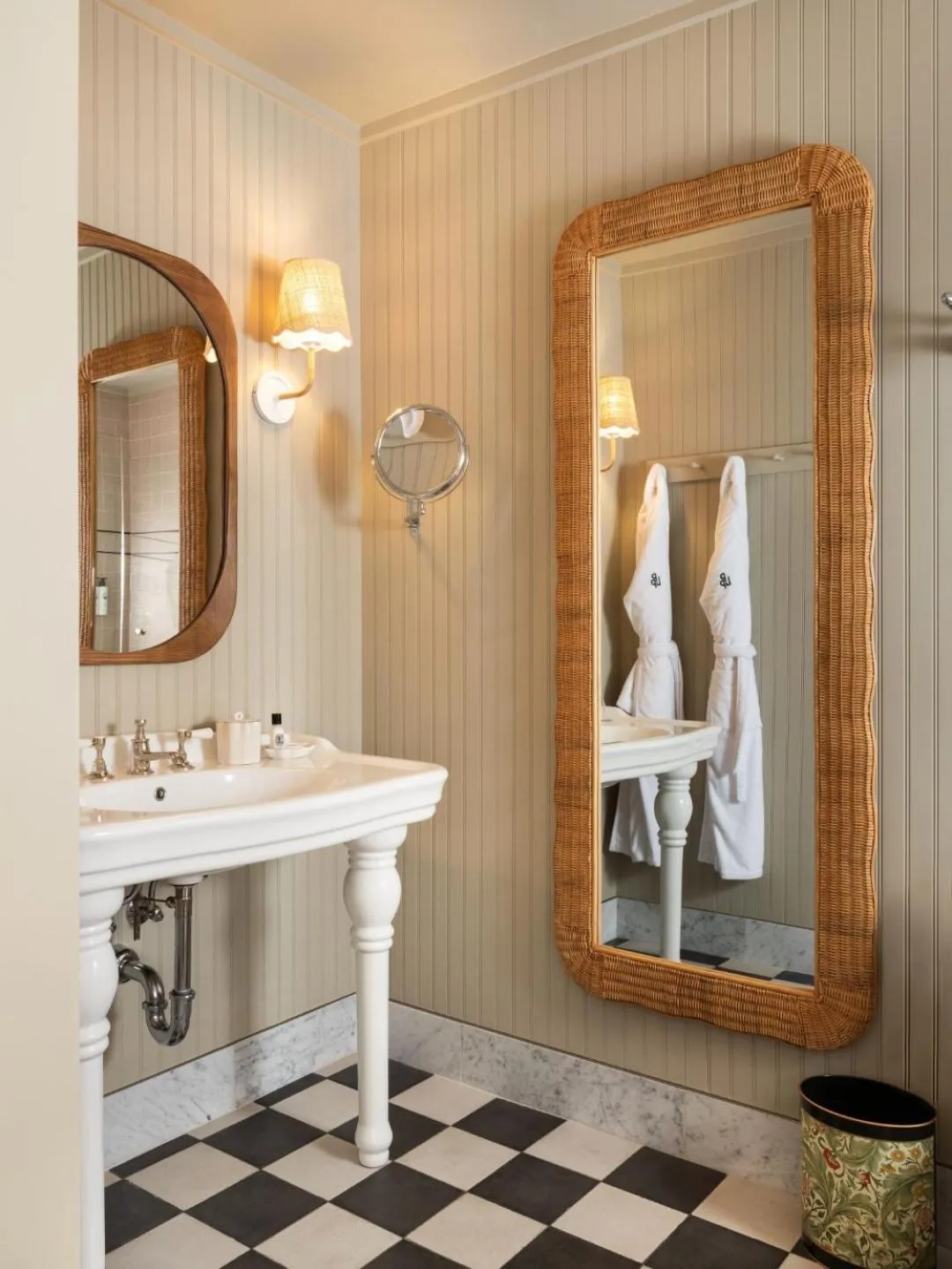 Bathroom in Le Petit Pali Brentwood