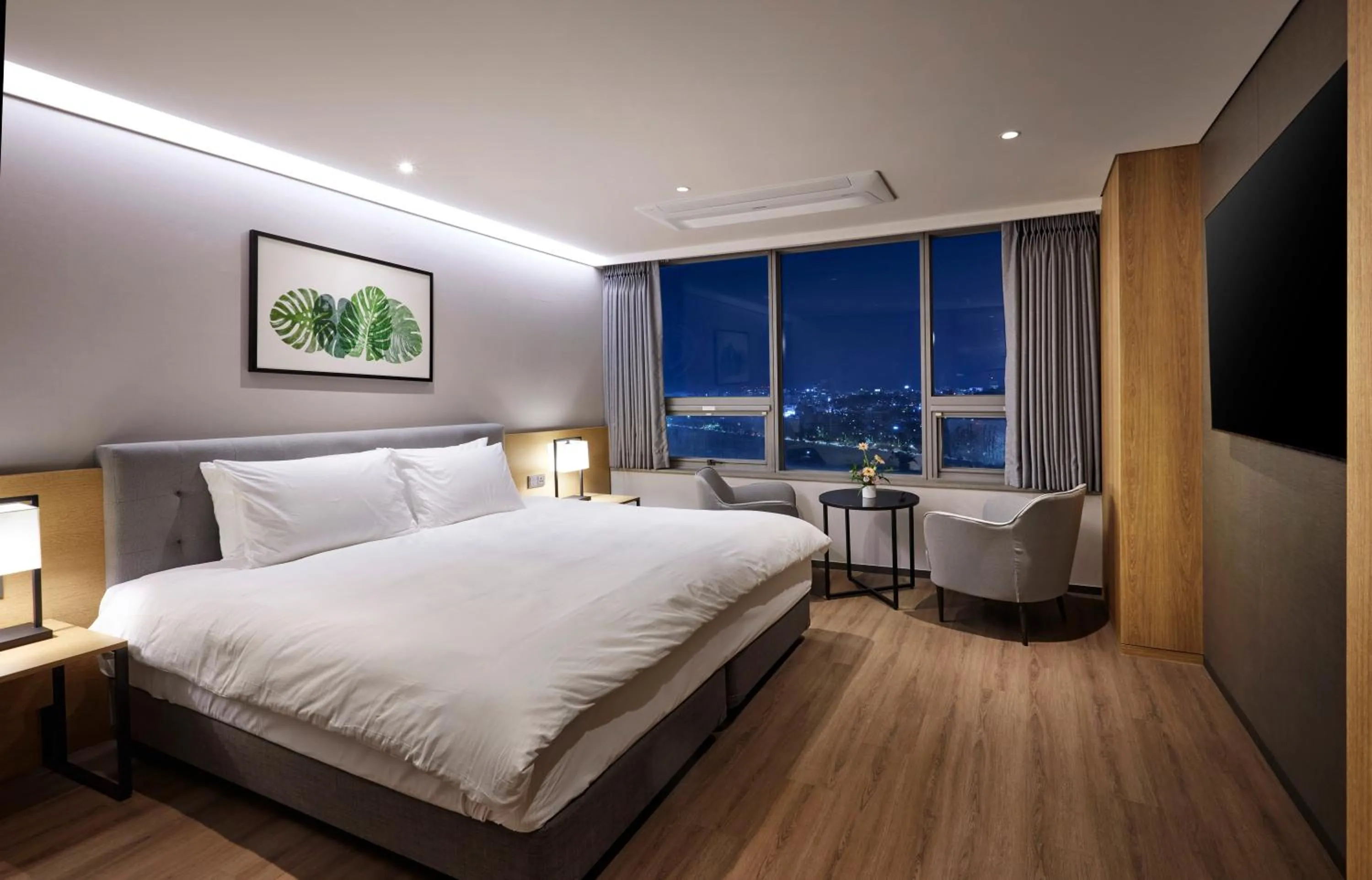 Bed in Hotel Interciti