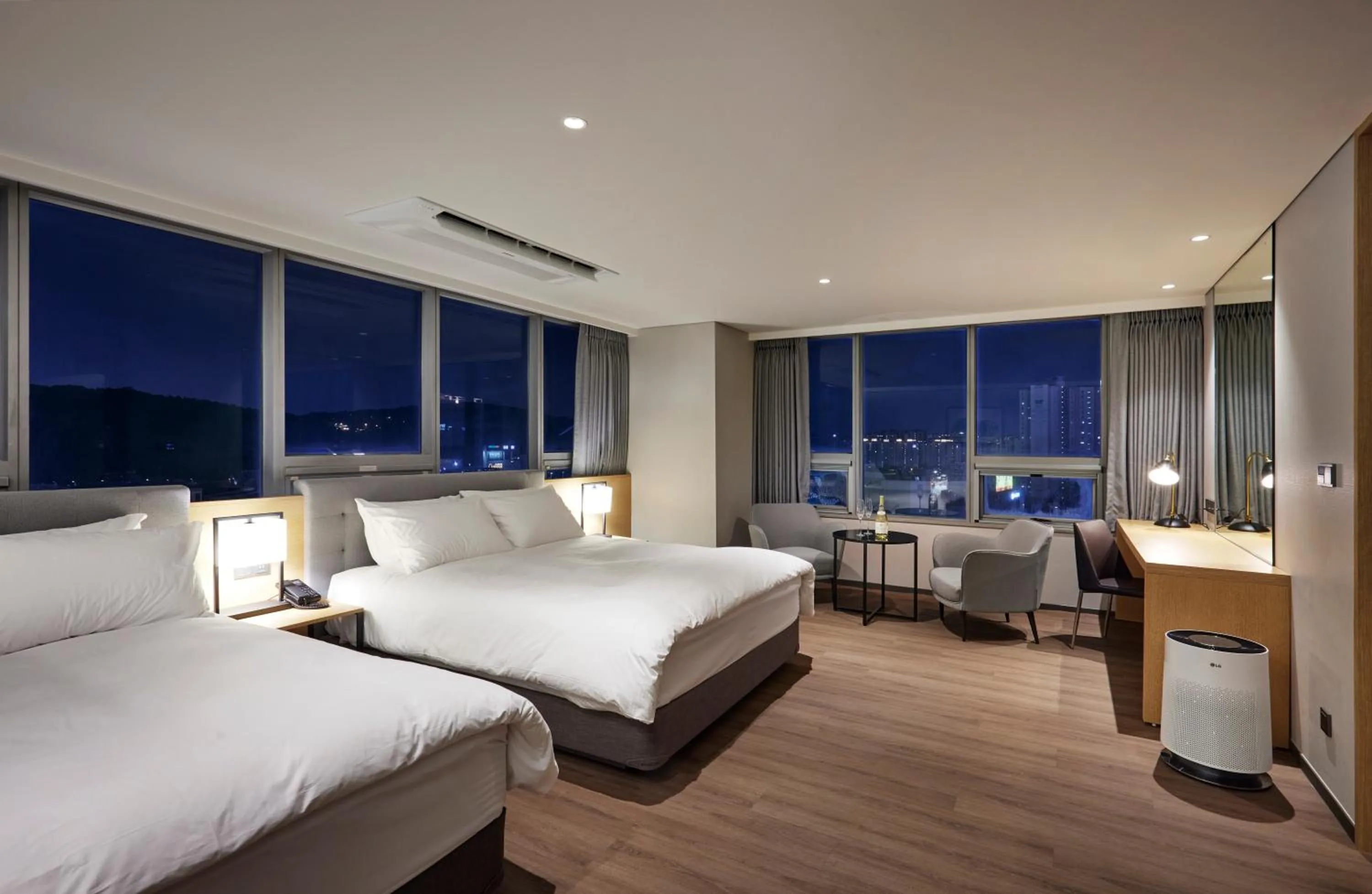 Bed in Hotel Interciti