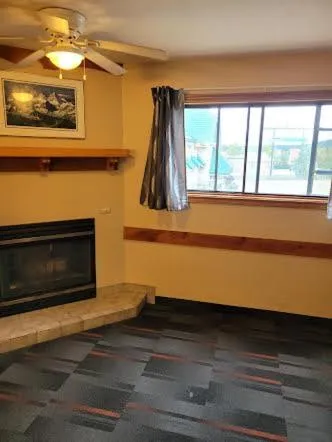 Rundle Mountain Lodge