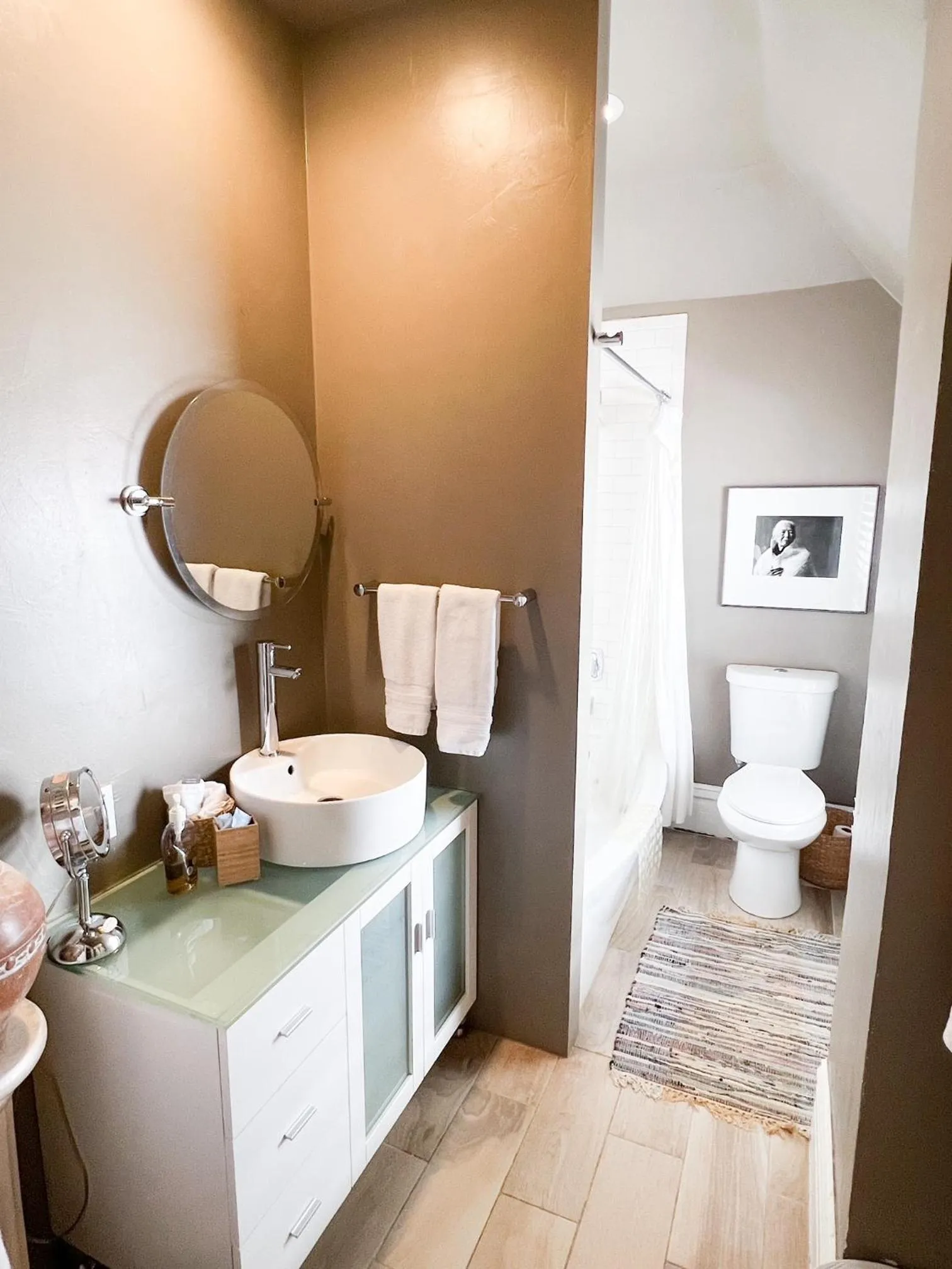 Bathroom in Off Broadway B & B