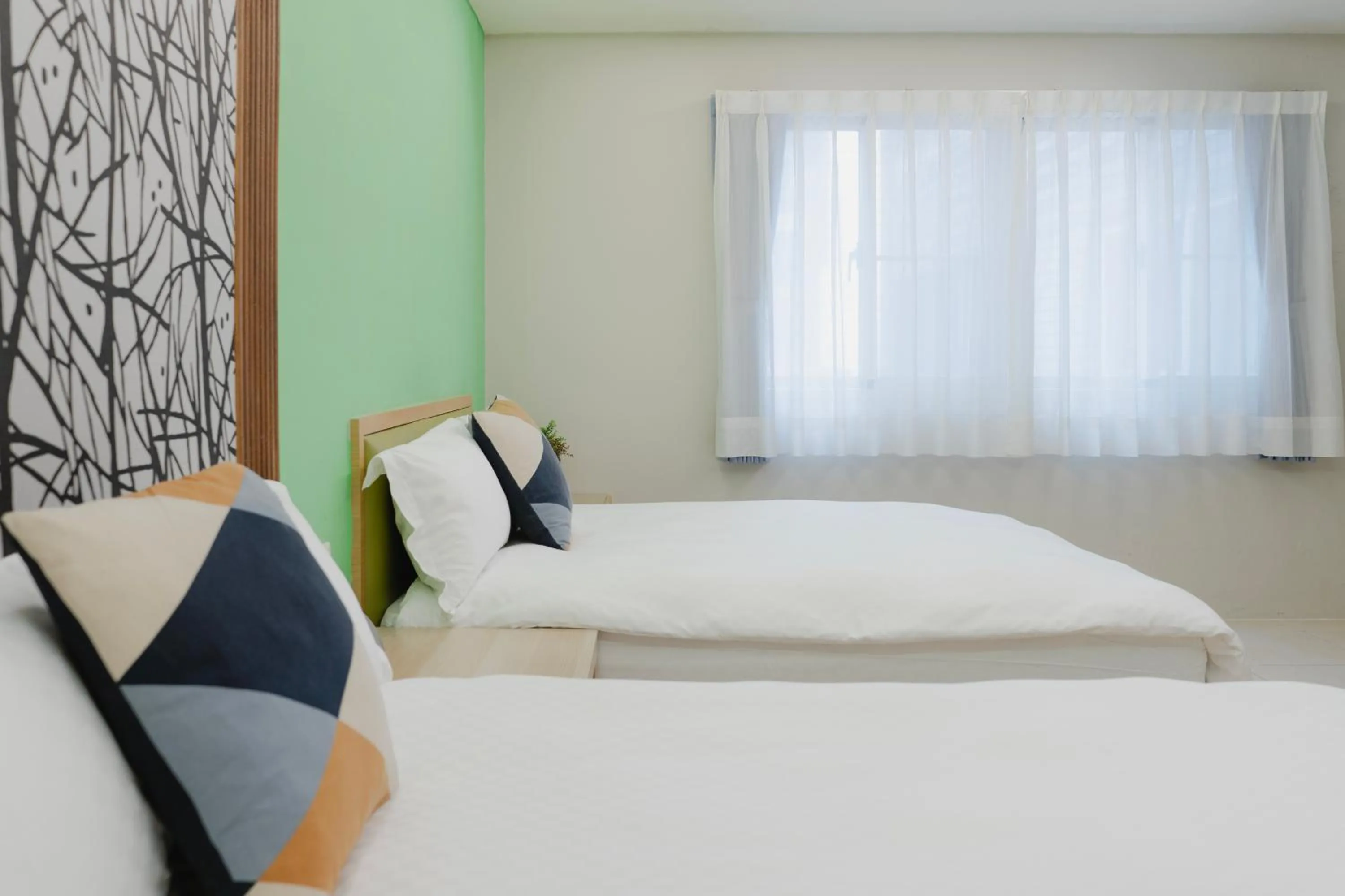 Photo of the whole room, Bed in LJ Hotel