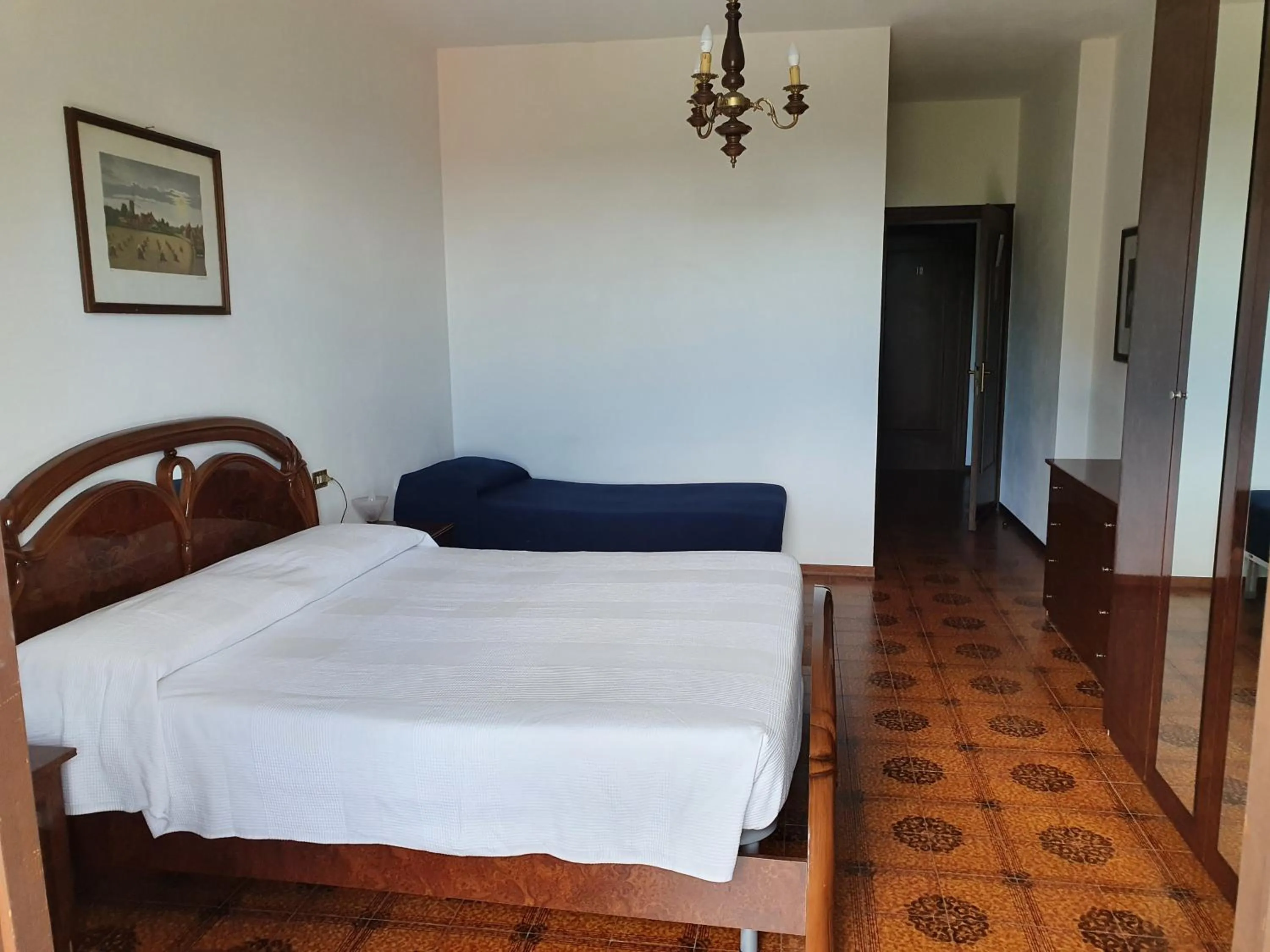 Photo of the whole room in Hotel Madonna di Luciago