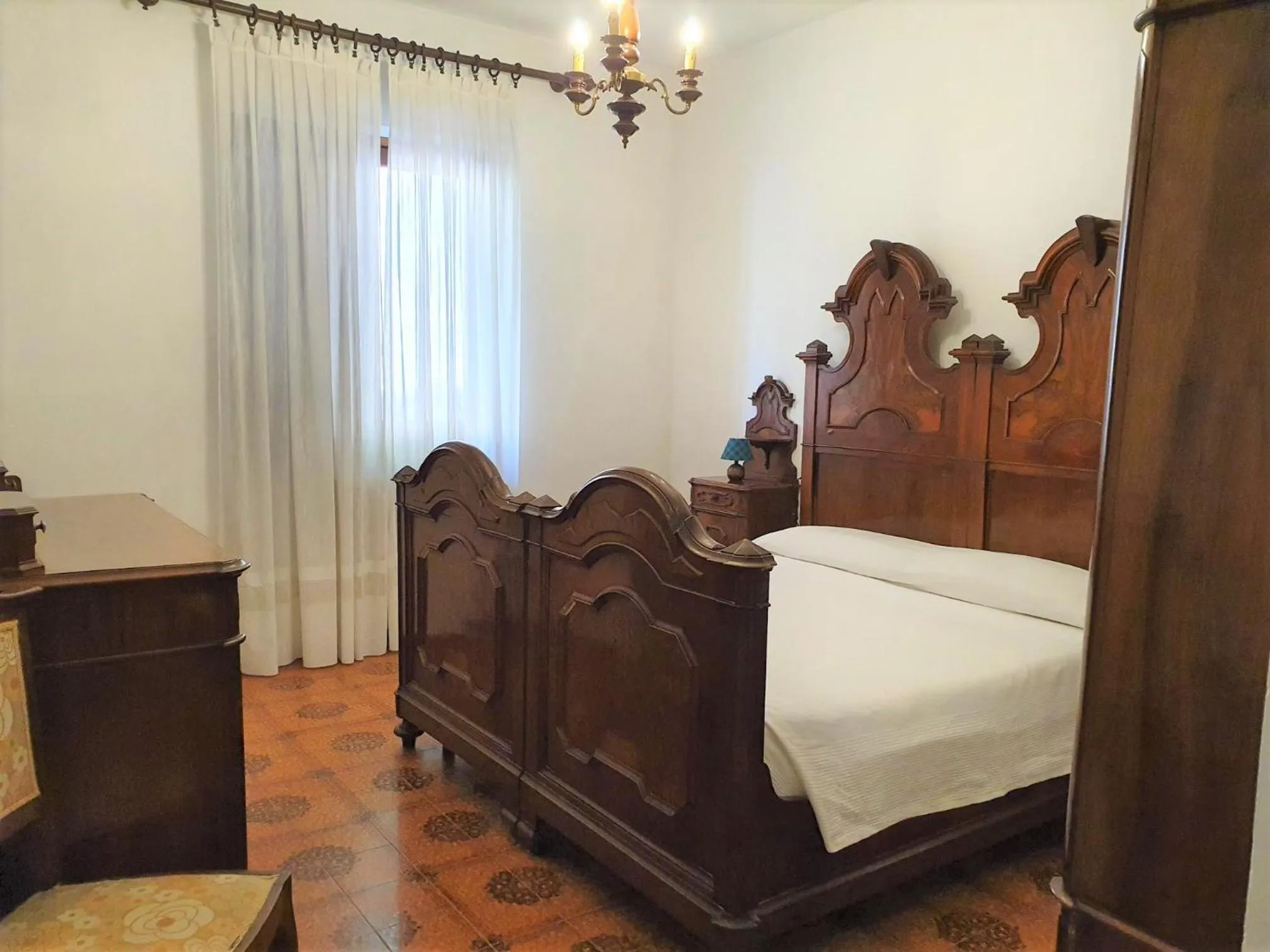 Bedroom in Hotel Madonna di Luciago