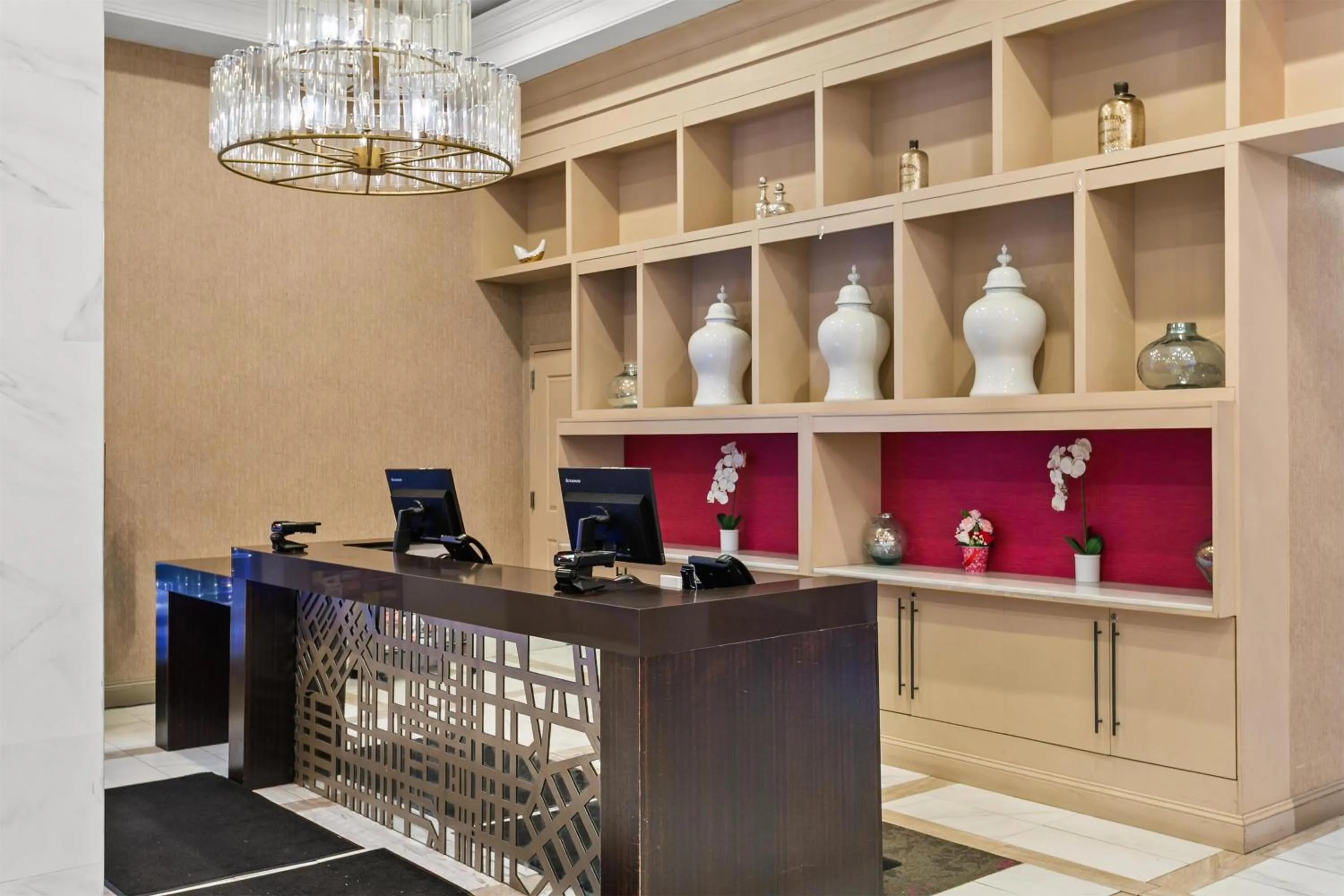 Lobby or reception in Sonesta Hotel Baltimore Inner Harbor