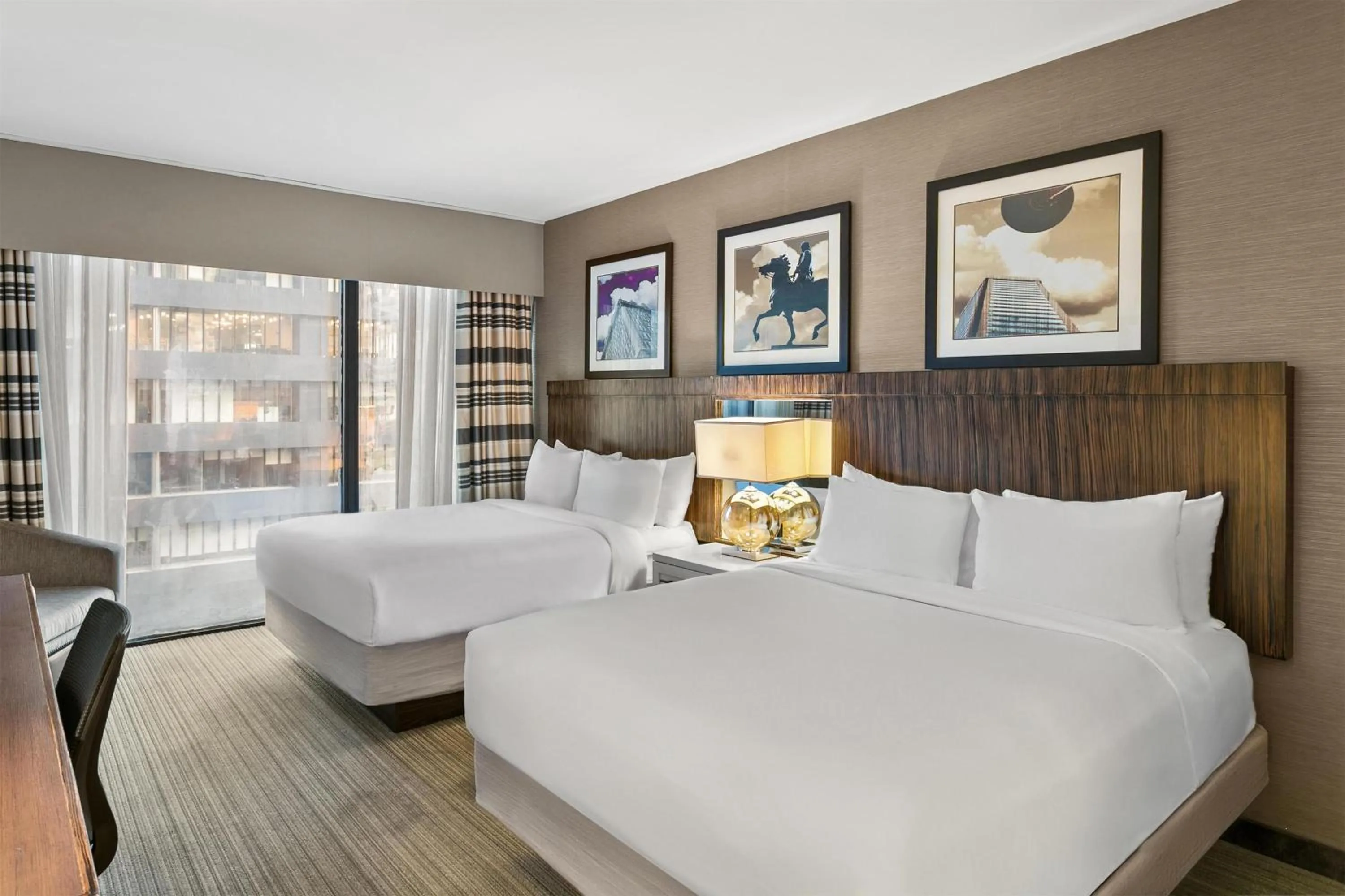 Bedroom, Bed in Sonesta Hotel Baltimore Inner Harbor