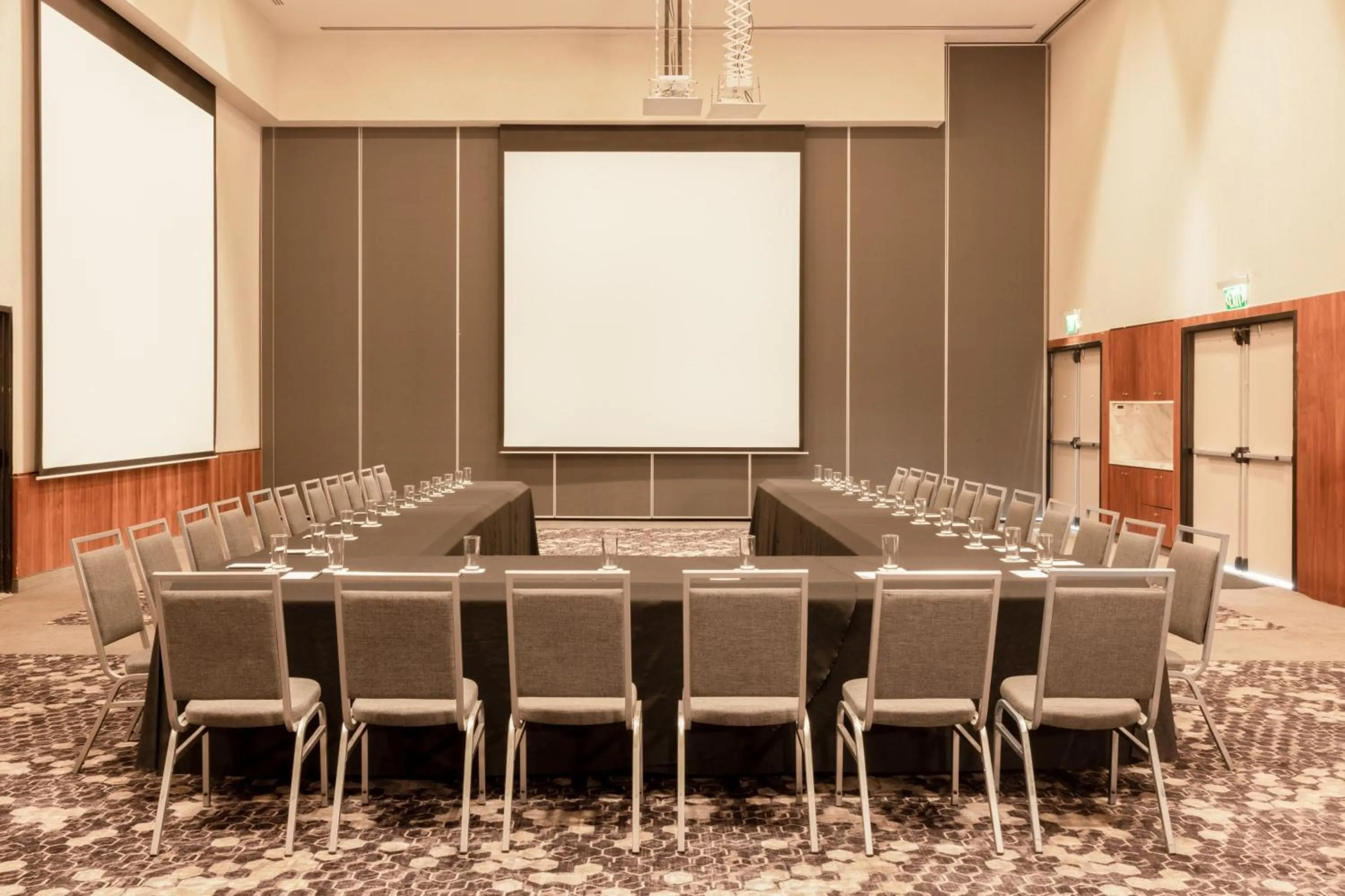 Meeting/conference room in Courtyard by Marriott Mexico City Vallejo