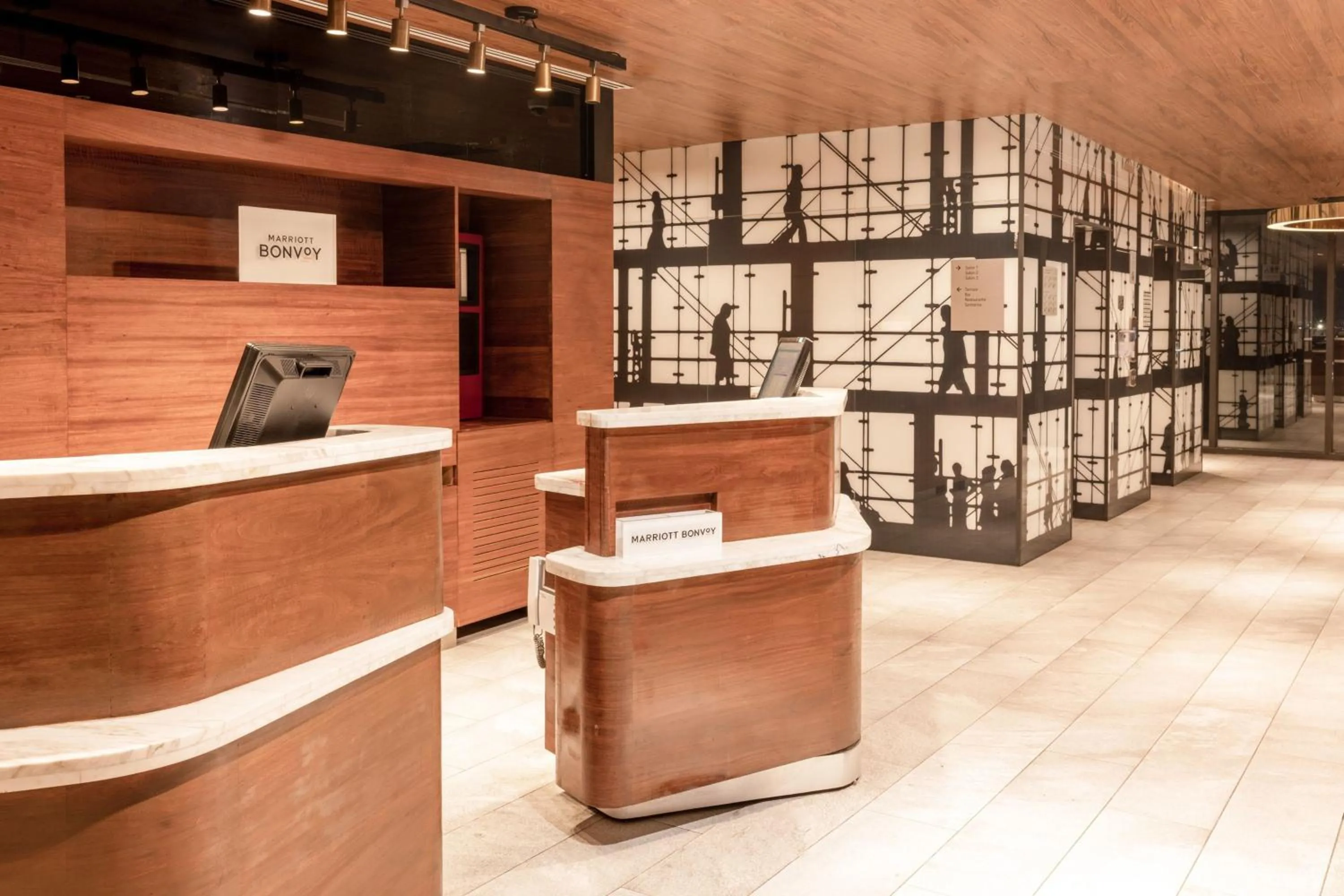 Lobby or reception in Courtyard by Marriott Mexico City Vallejo