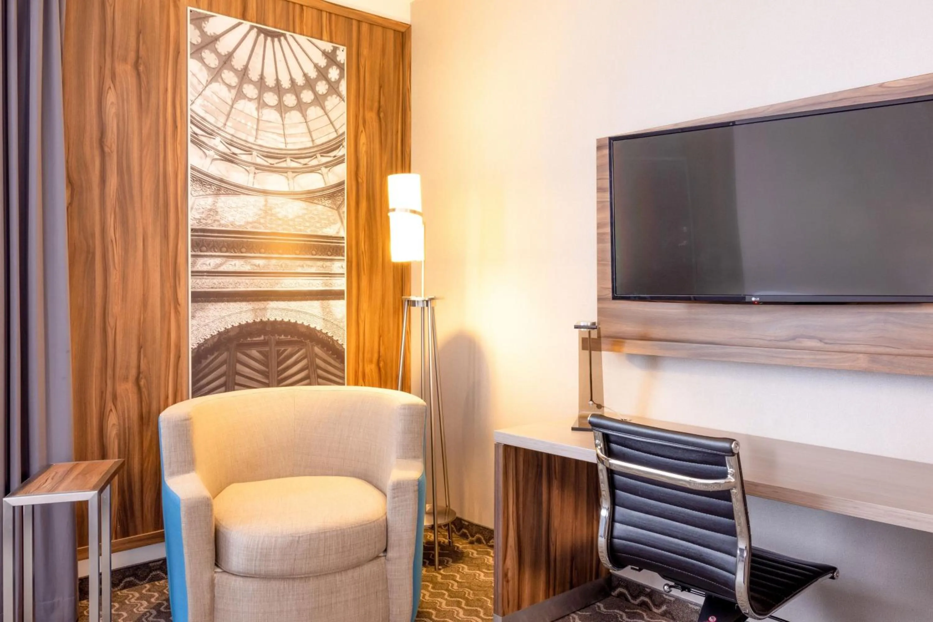 Photo of the whole room in Courtyard by Marriott Mexico City Vallejo