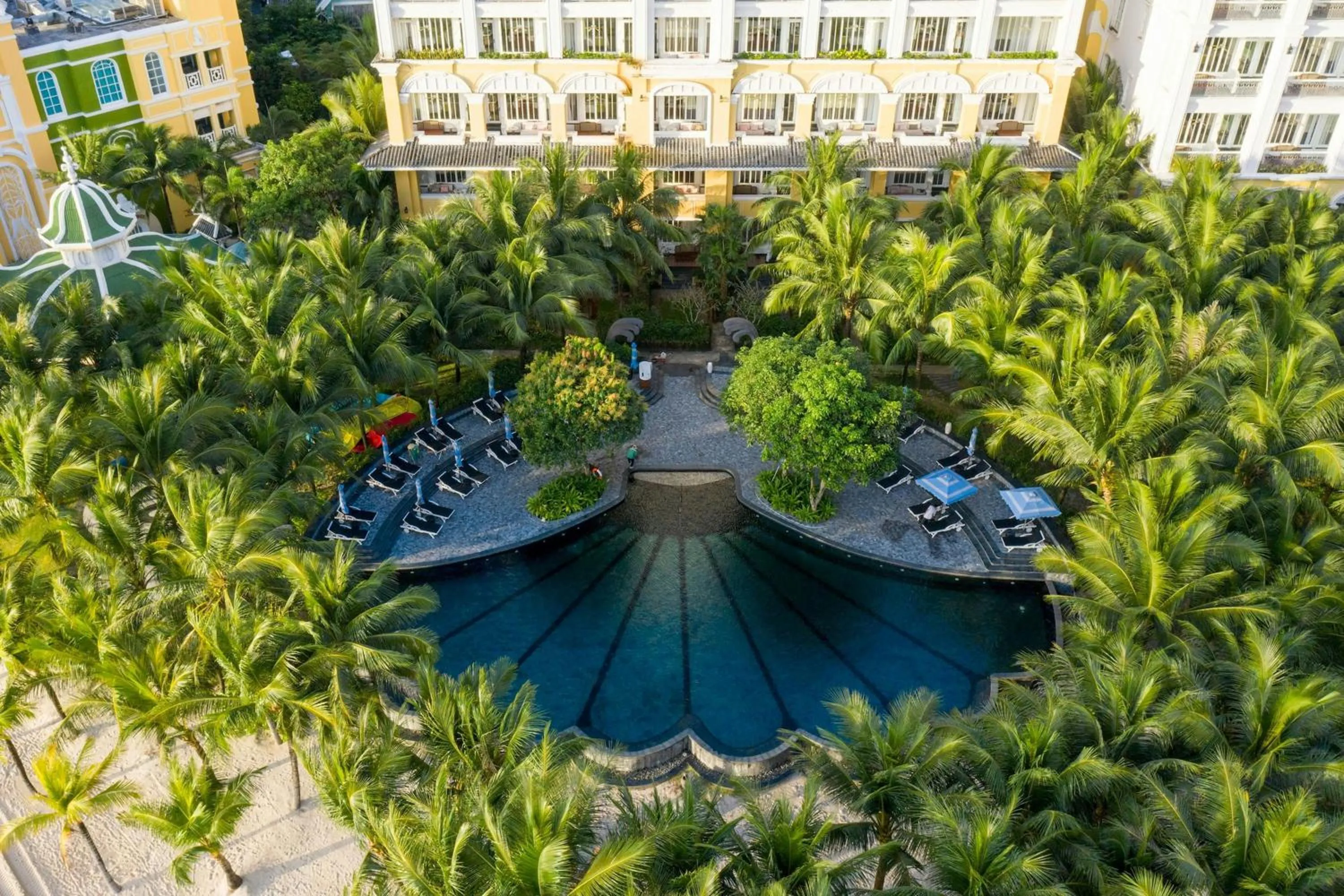 Swimming pool in JW Marriott Phu Quoc Emerald Bay Resort & Spa