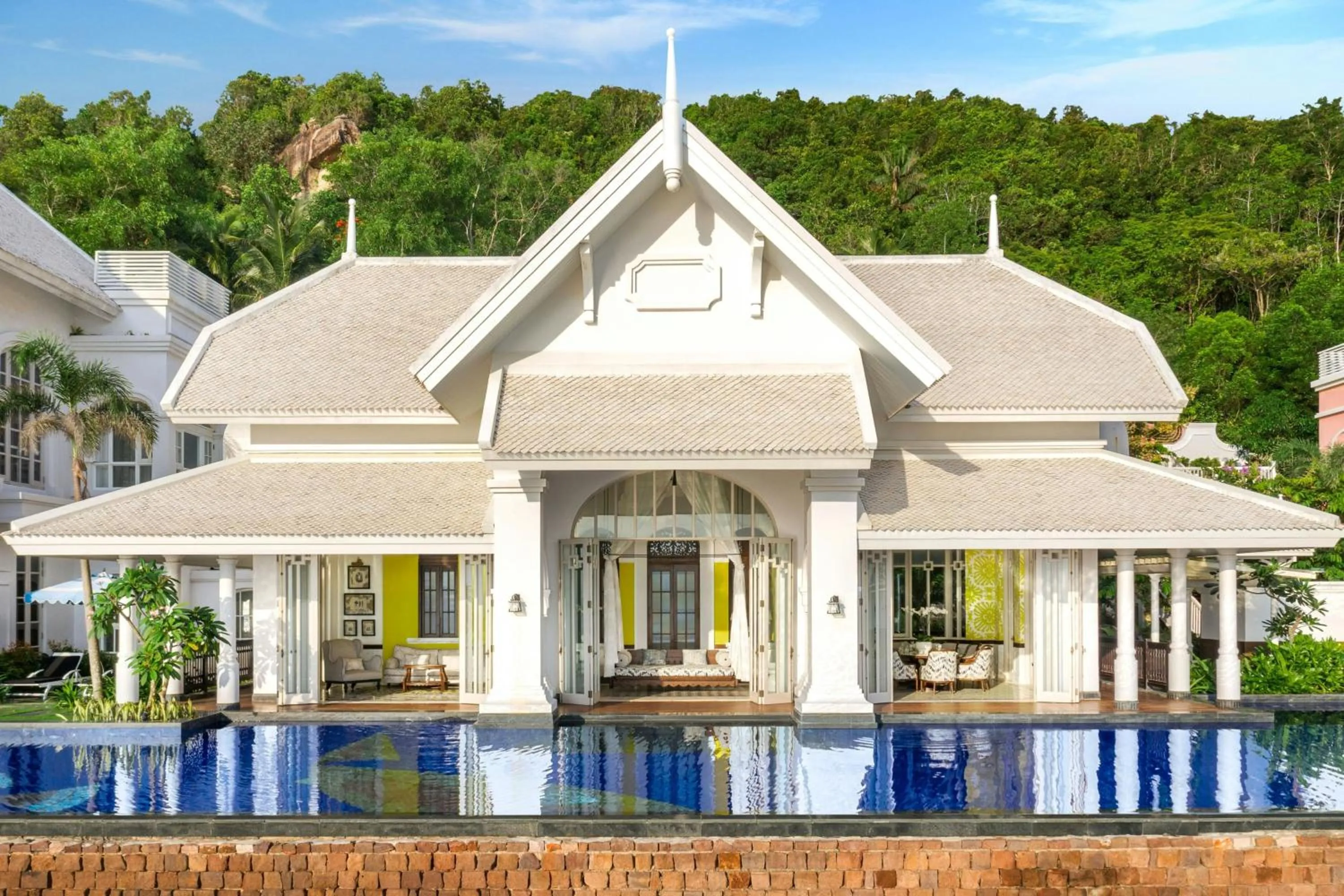 Swimming pool in JW Marriott Phu Quoc Emerald Bay Resort & Spa