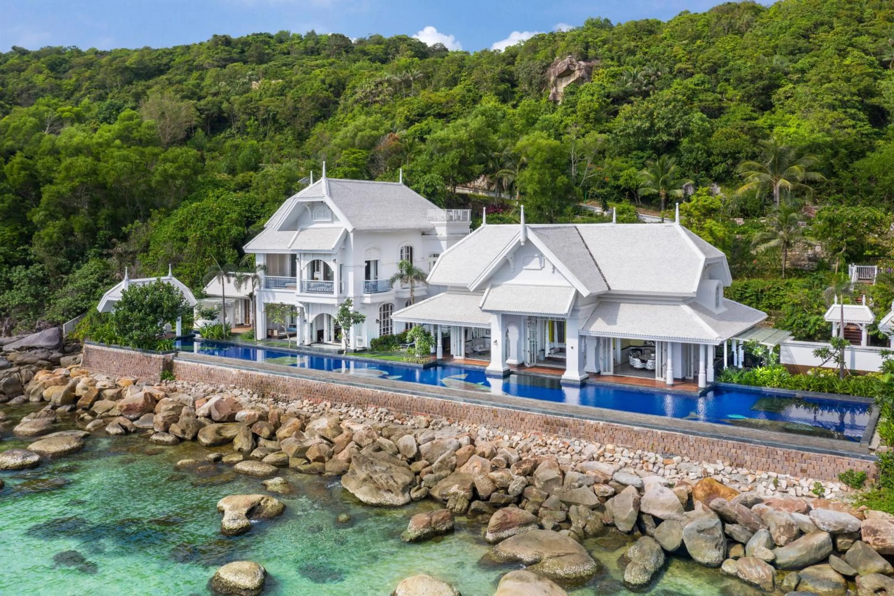 Property building in JW Marriott Phu Quoc Emerald Bay Resort & Spa