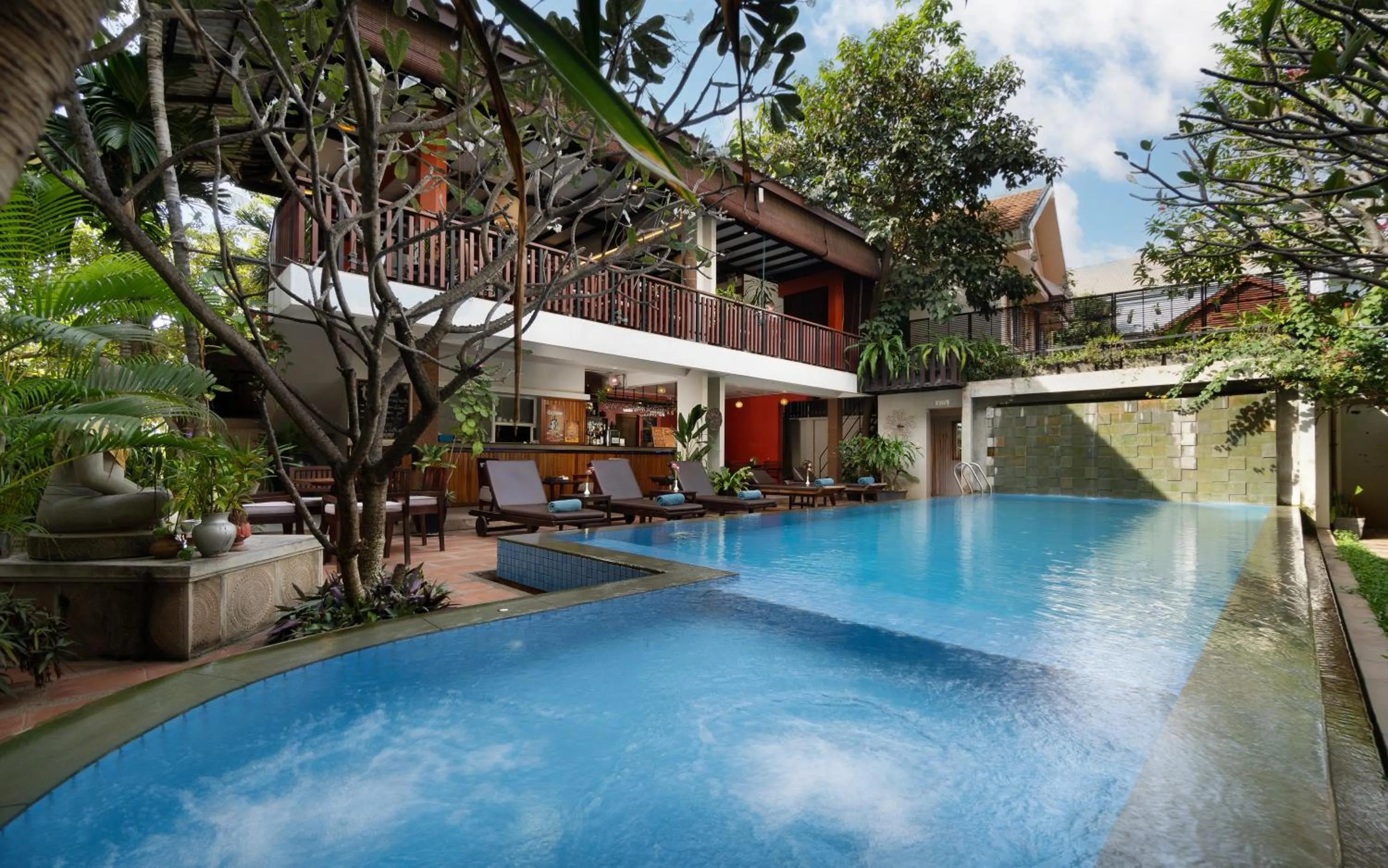 Garden in Indra Angkor Residence