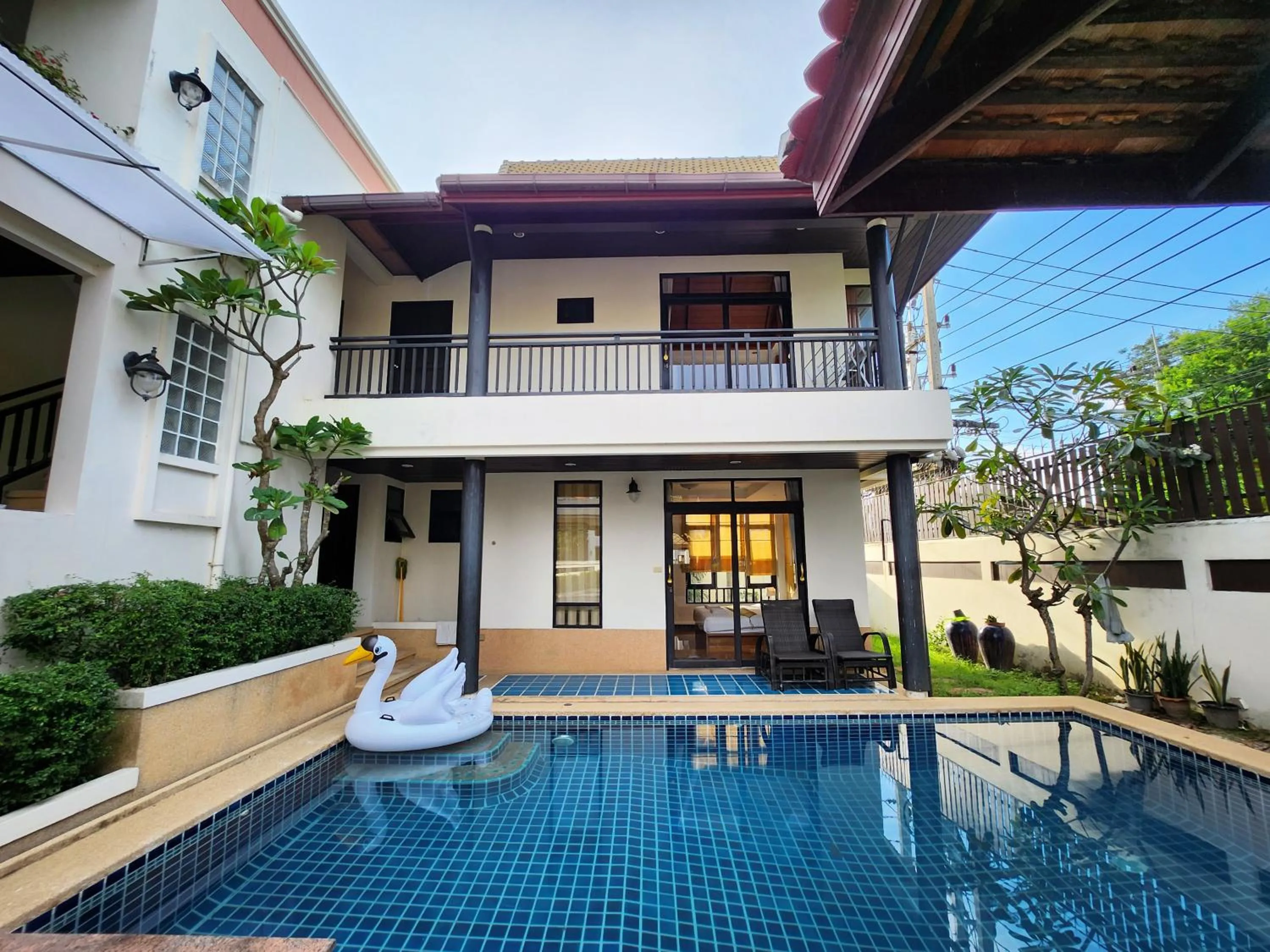 Property building in รมิดา พูล วิลล่า พัทยา Ramida Pool Villa Pattaya