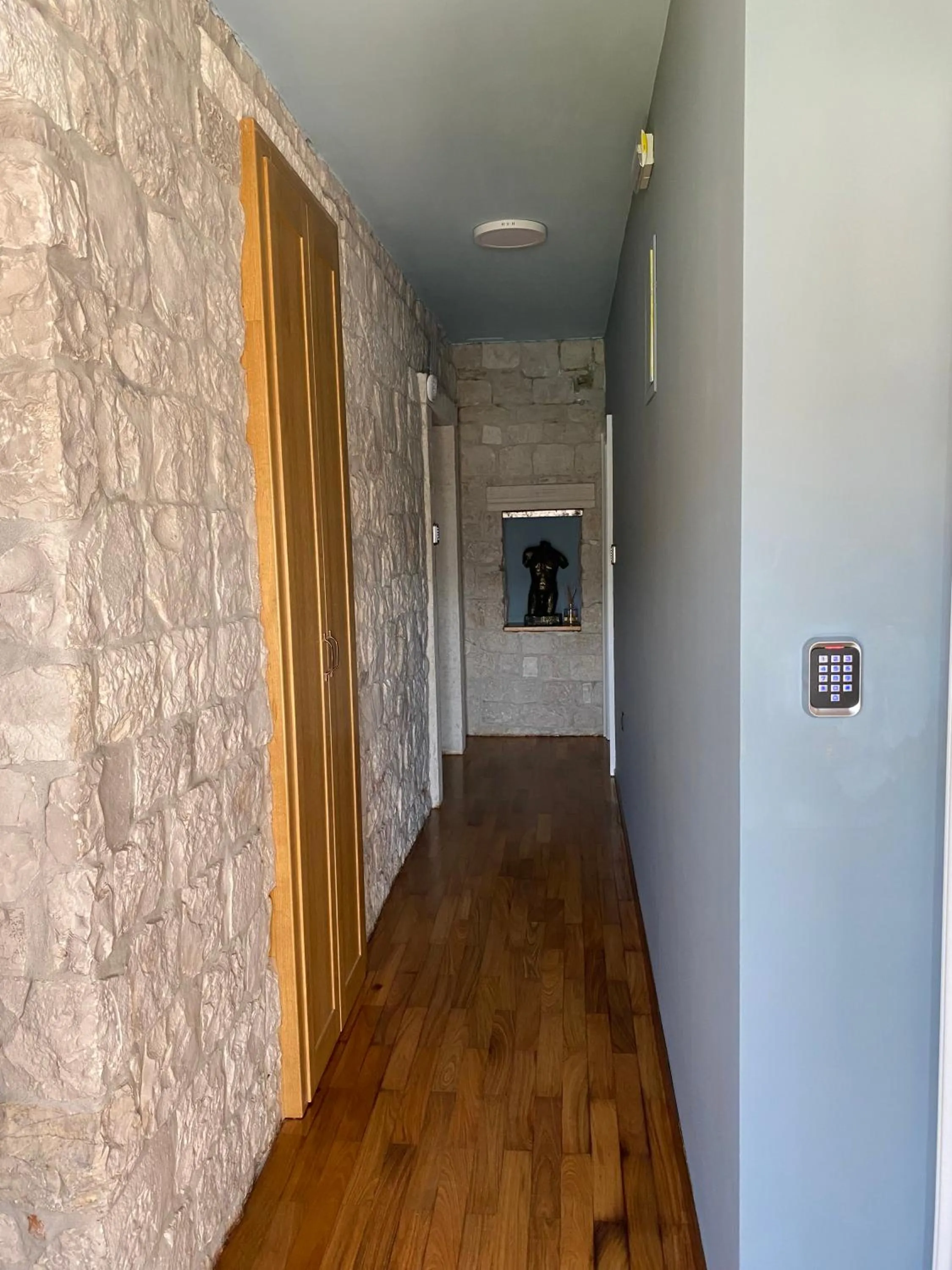 Facade/entrance in Domus Maritima