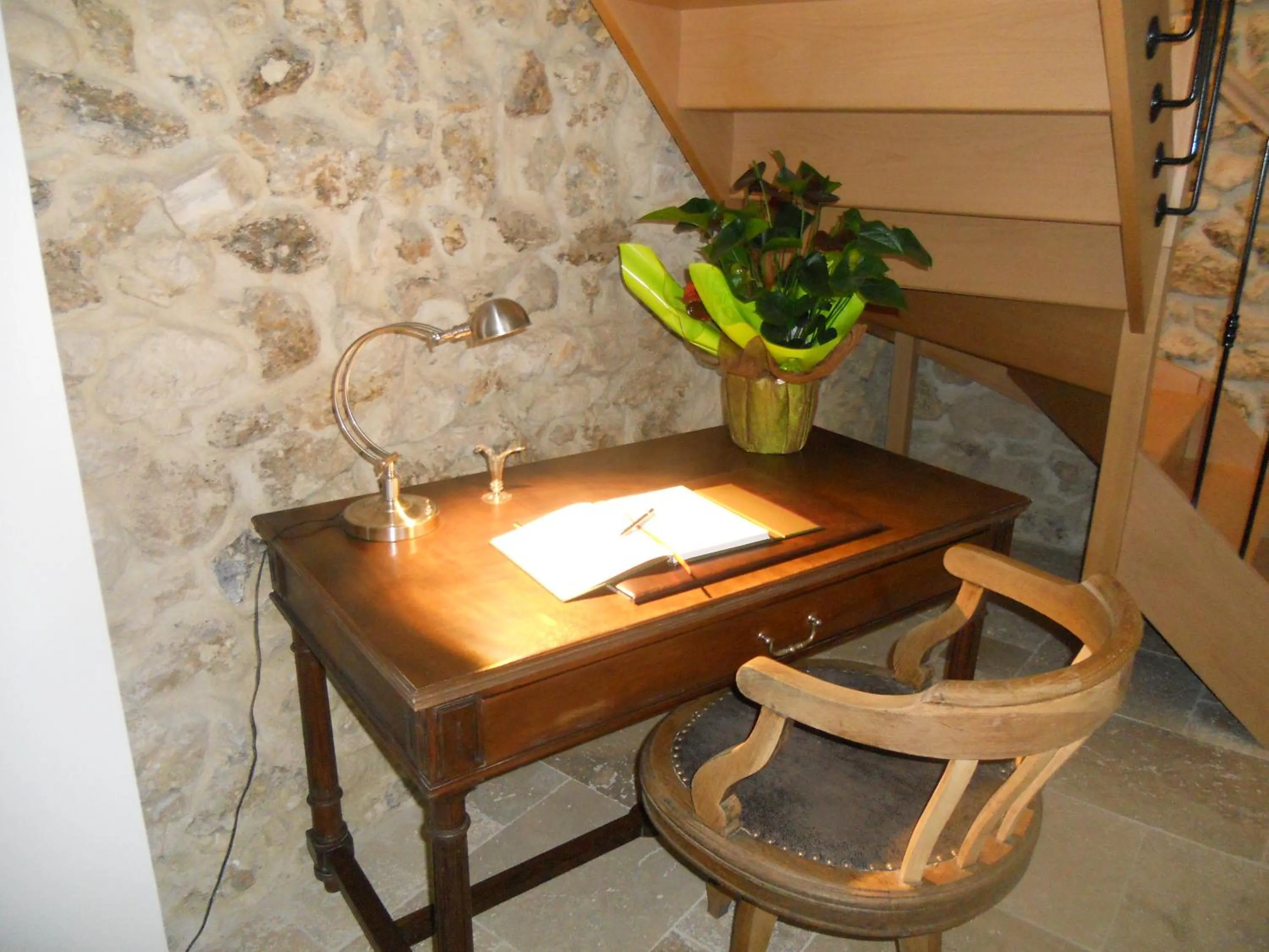 Decorative detail in Les Mille et une Pierres