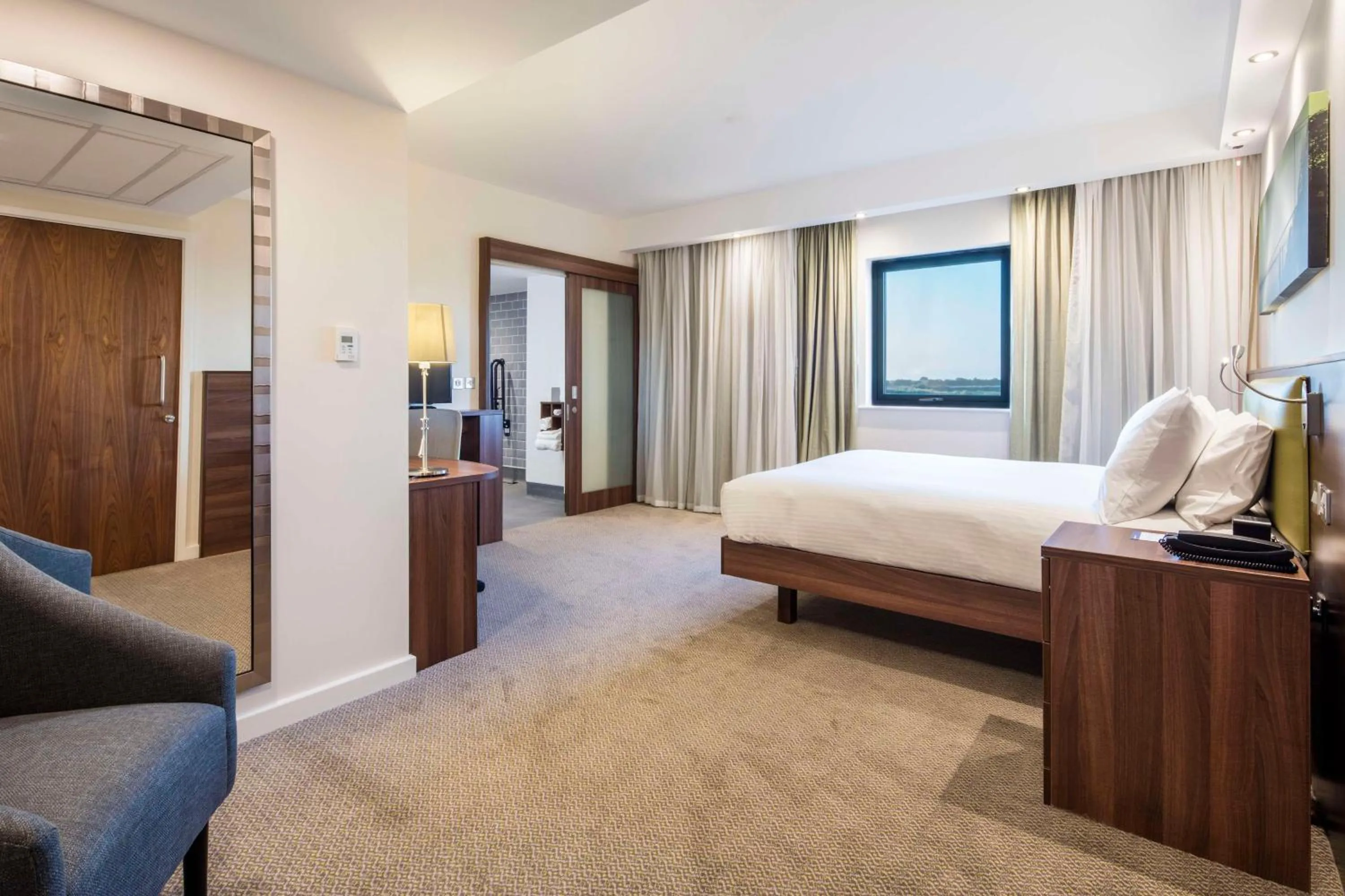 Bed in Hampton By Hilton Humberside Airport