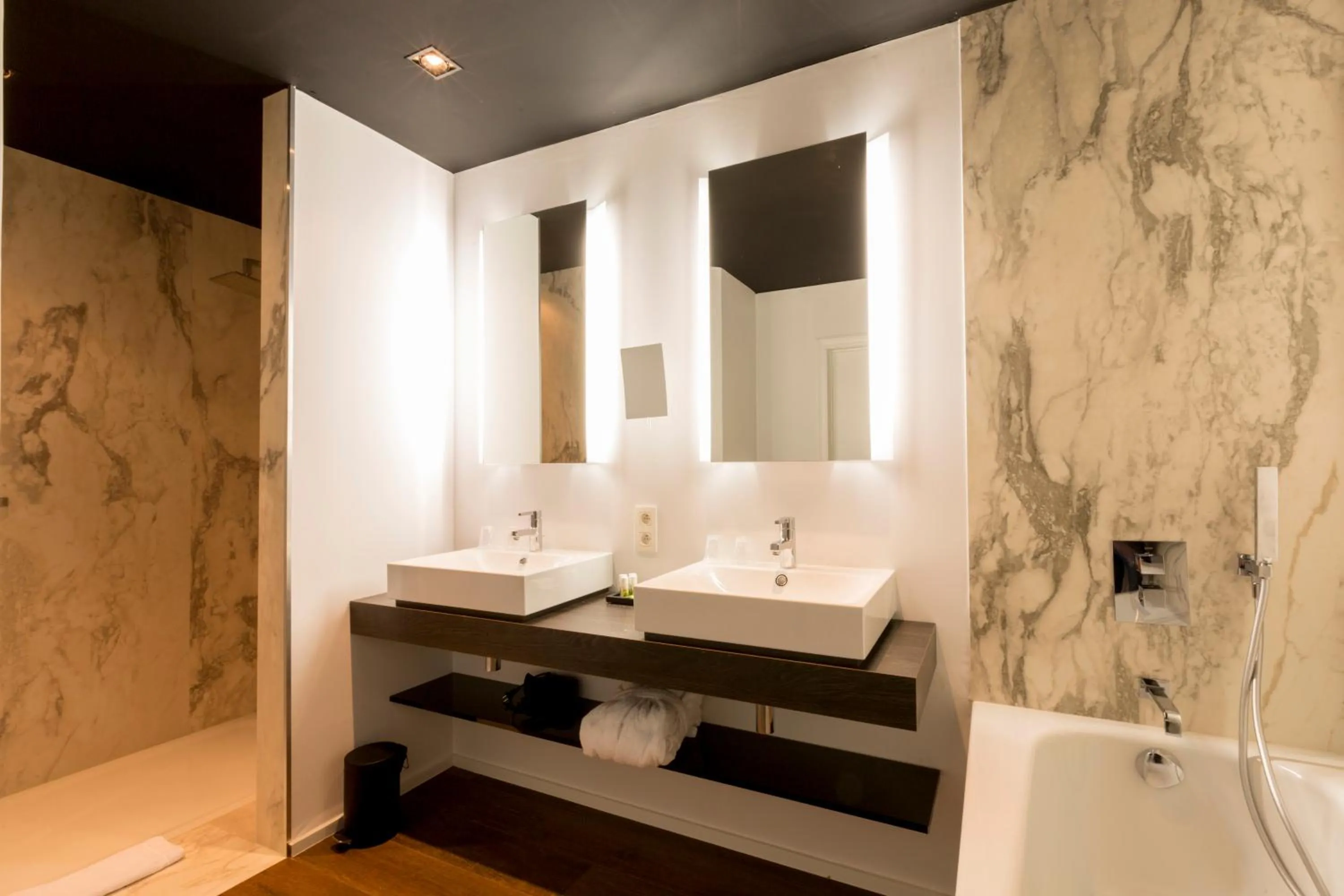 Photo of the whole room in Hotel Rubens-Grote Markt