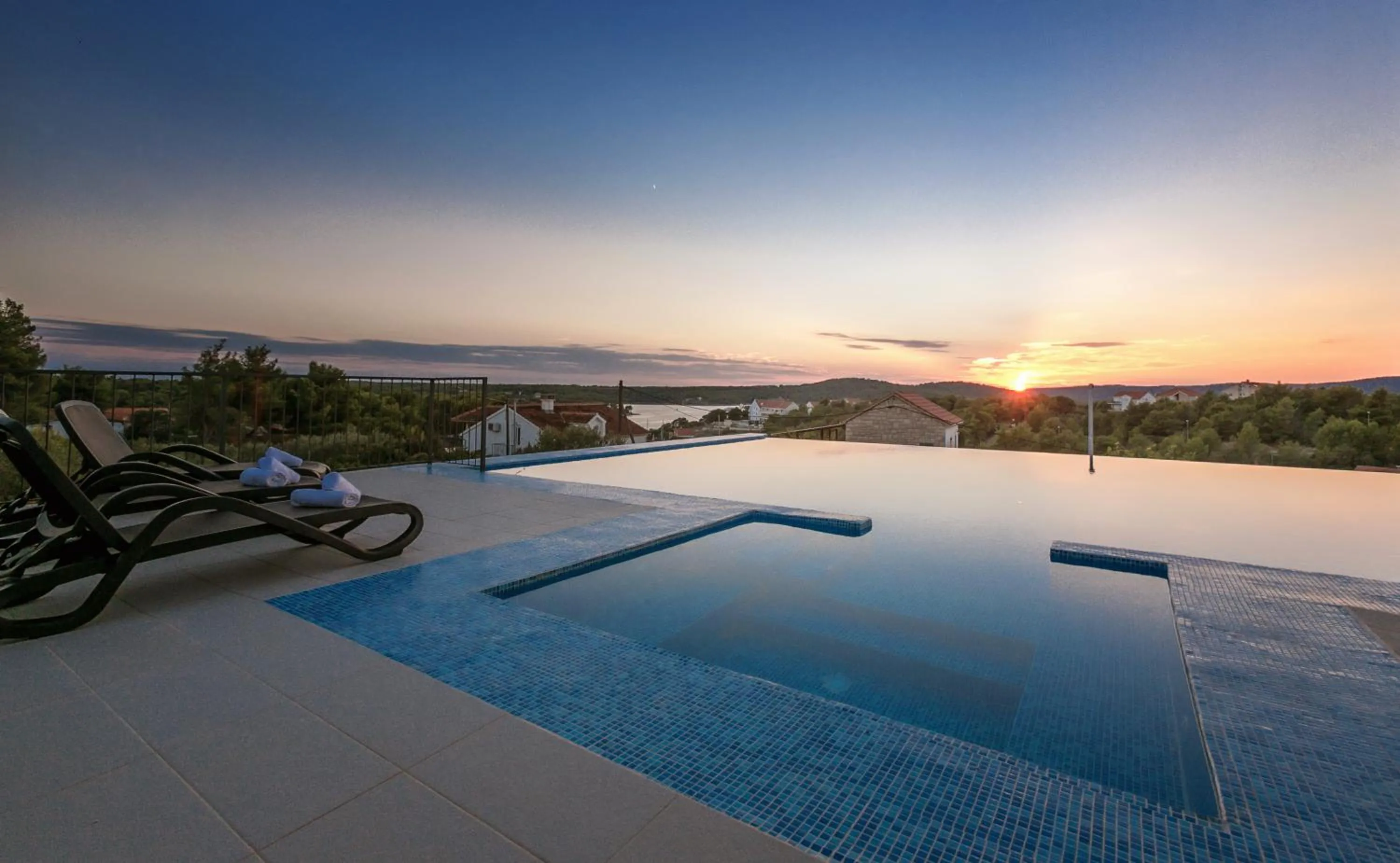 Swimming pool in Villa Toma - Private Estate