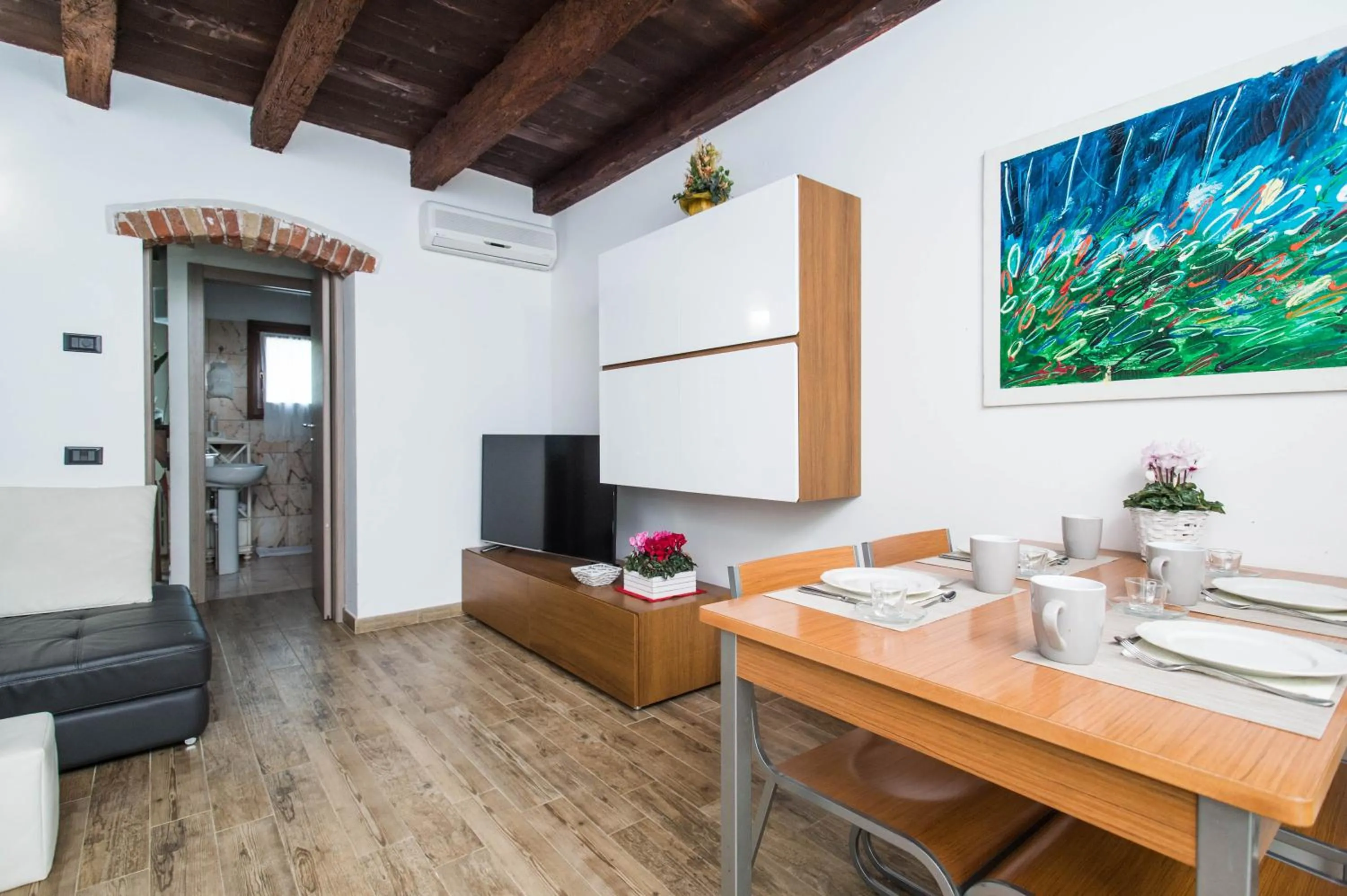 Villa Broglia House