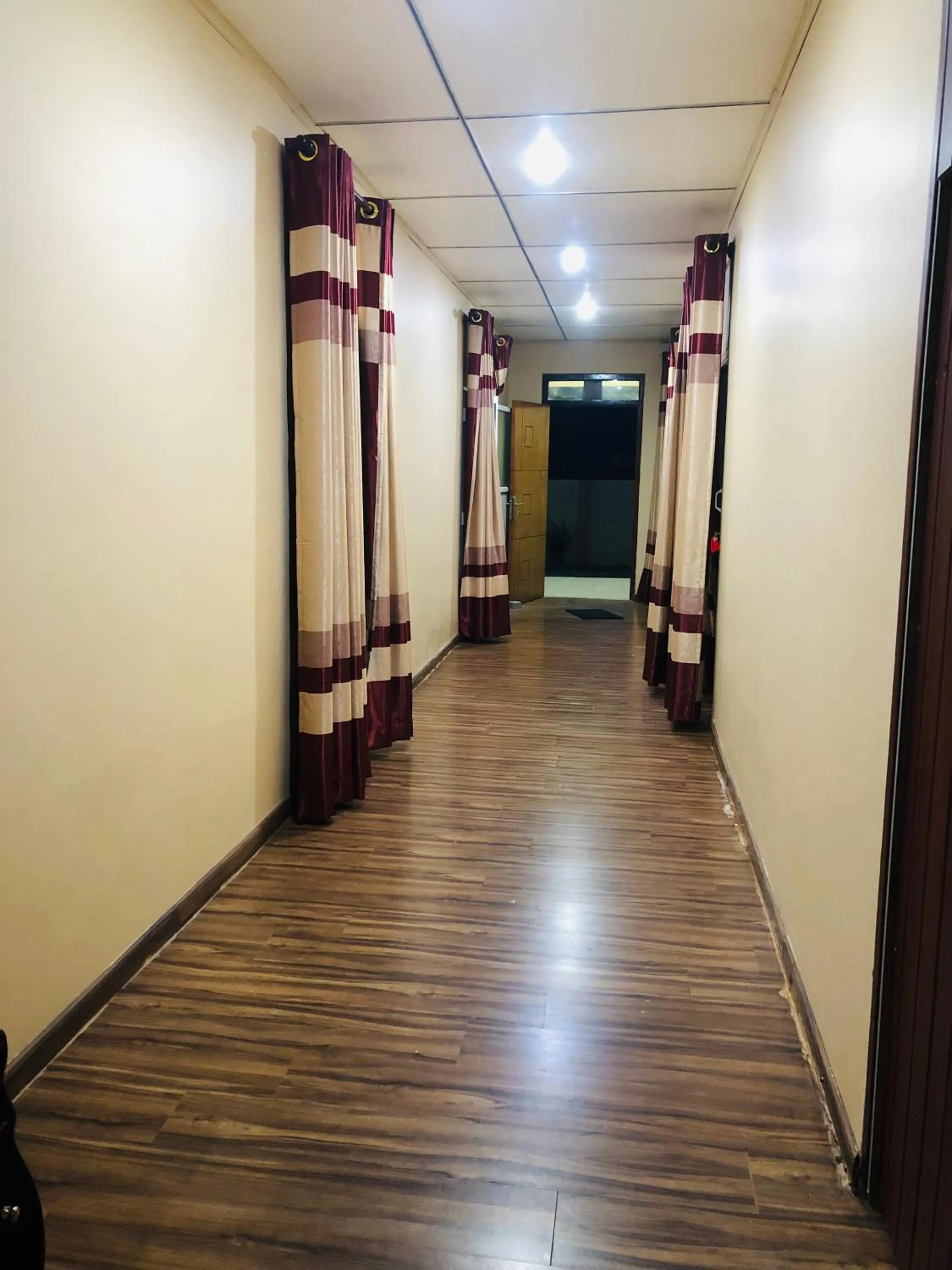 St Anne's Hotel & Restaurant