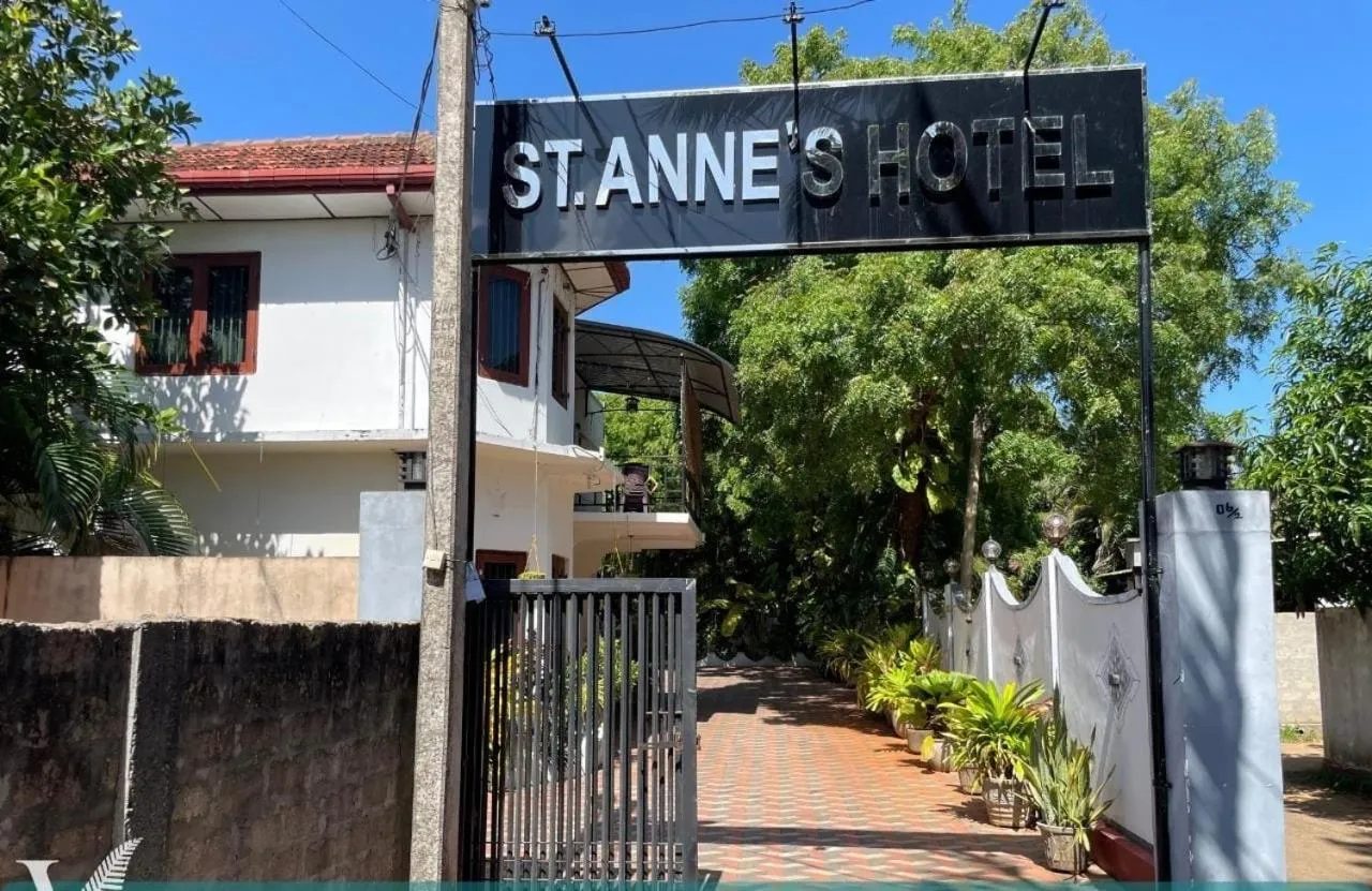 St Anne's Hotel & Restaurant