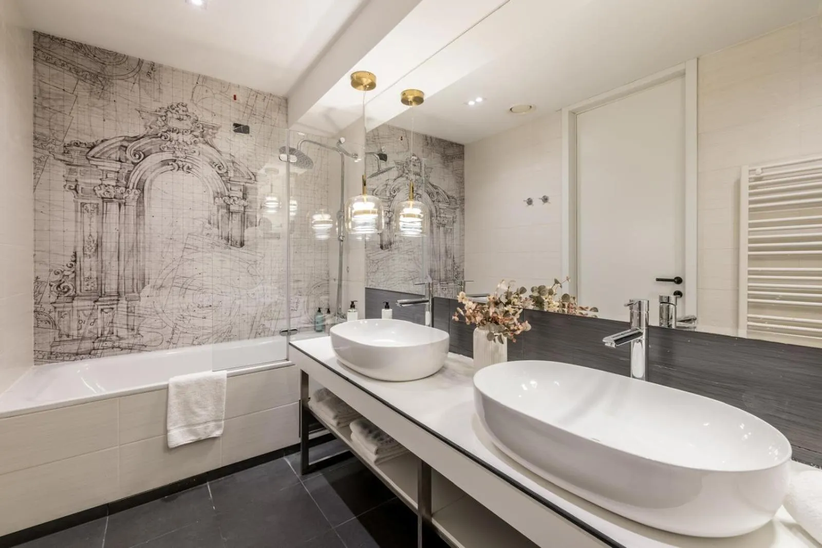 Bathroom in Hotel Atrium