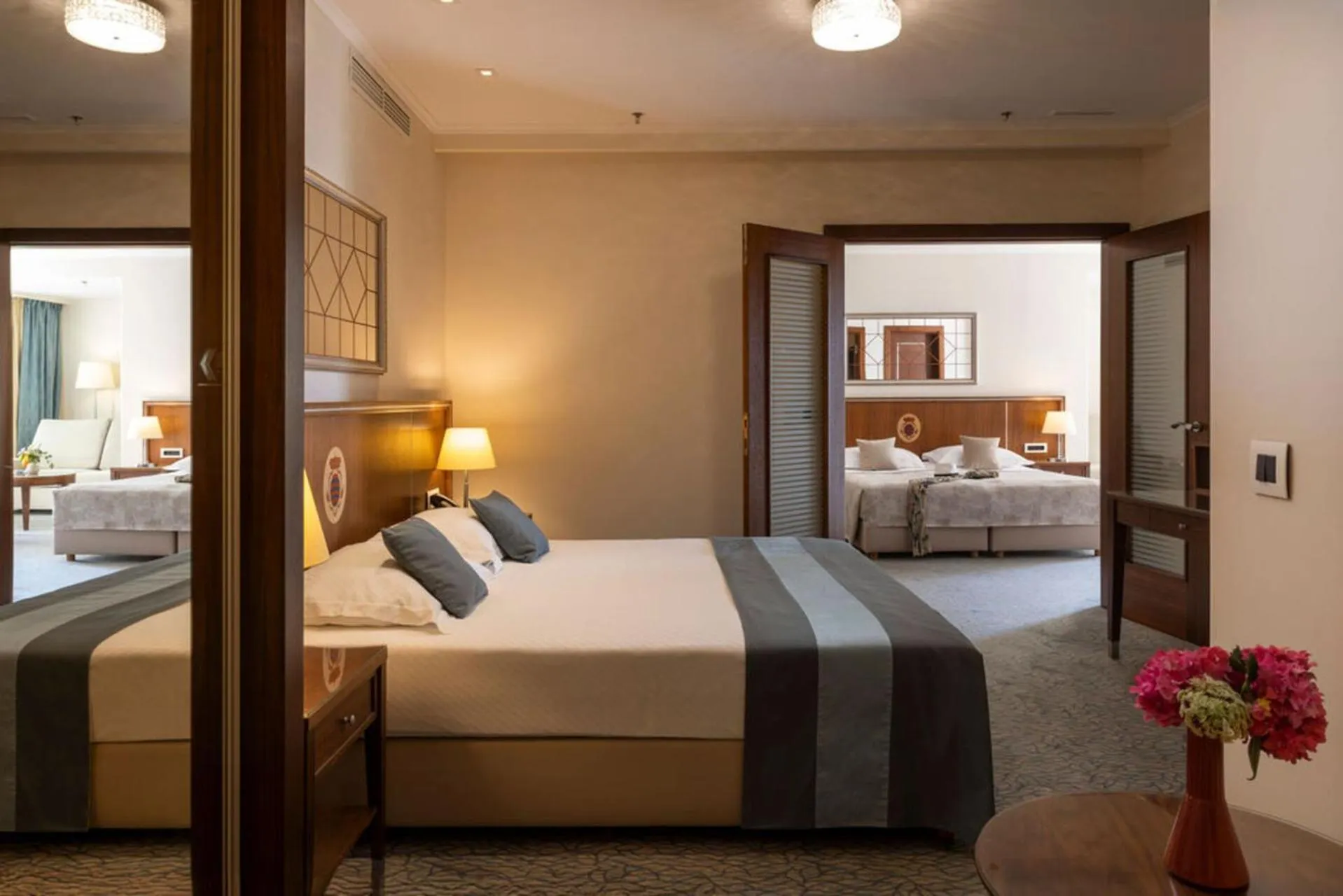 Bedroom, Bed in Hotel More