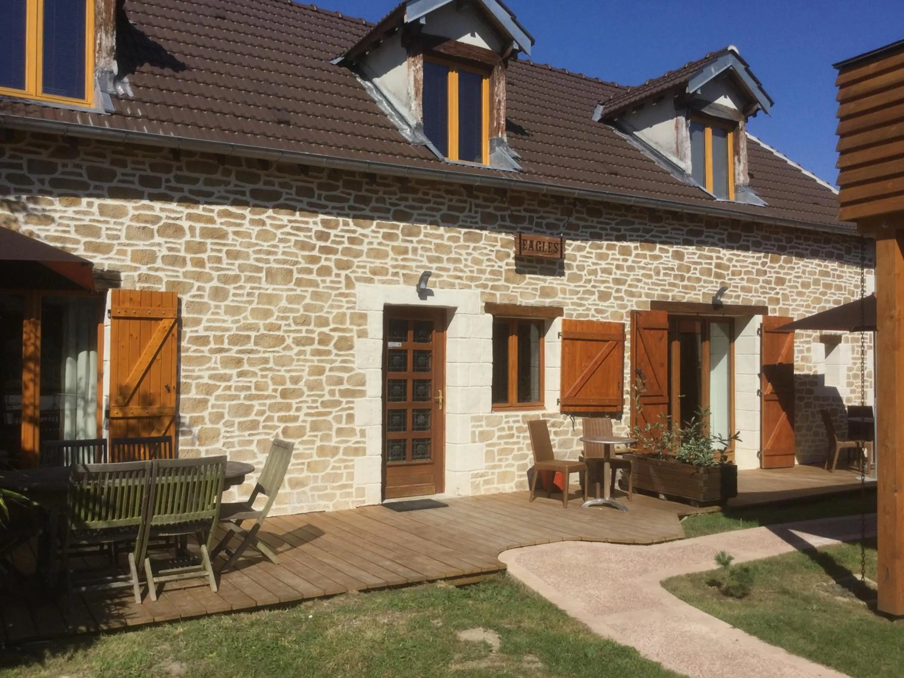 Patio in Les Crinieres En Brie