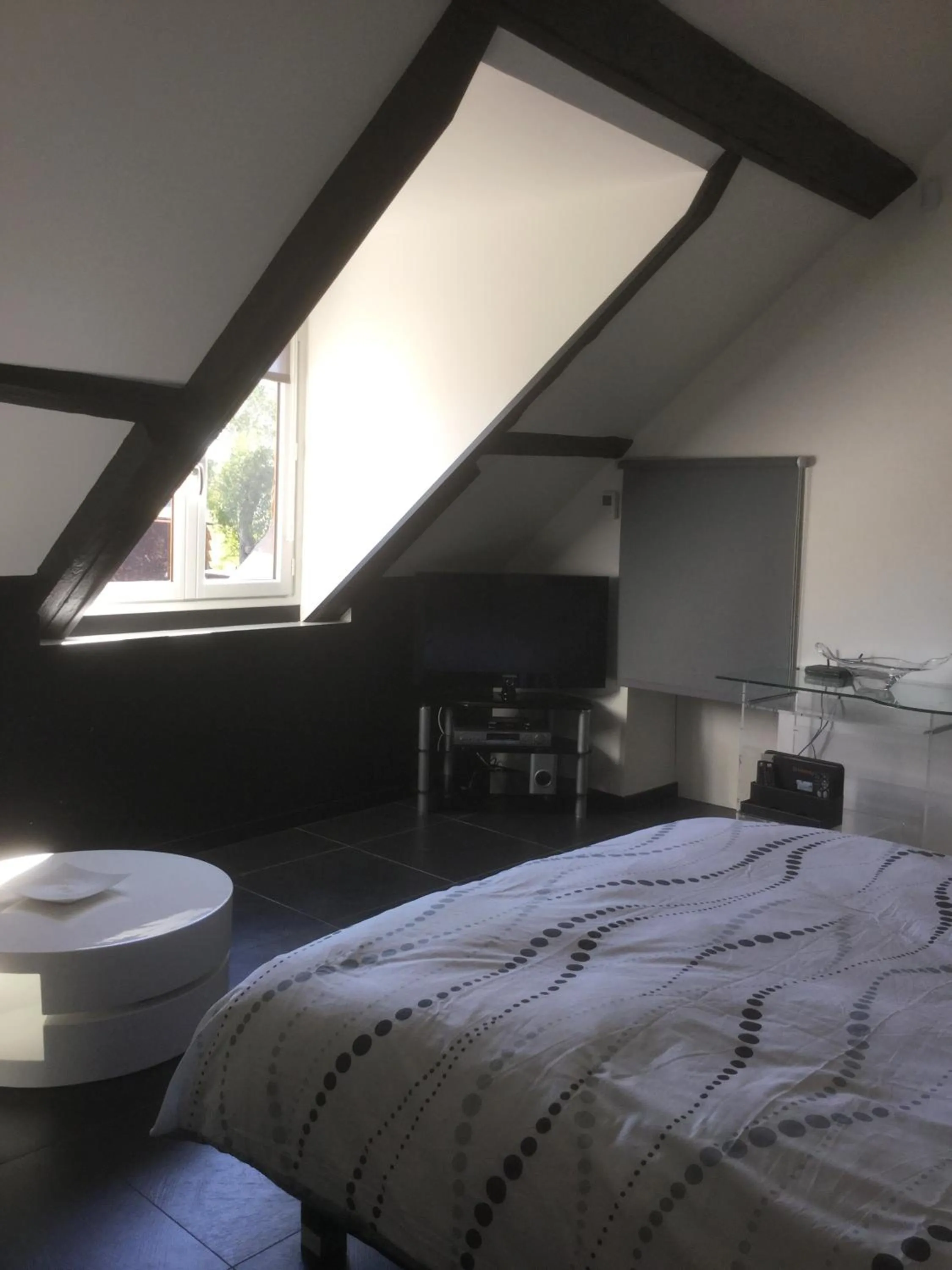 Bed in Les Crinieres En Brie