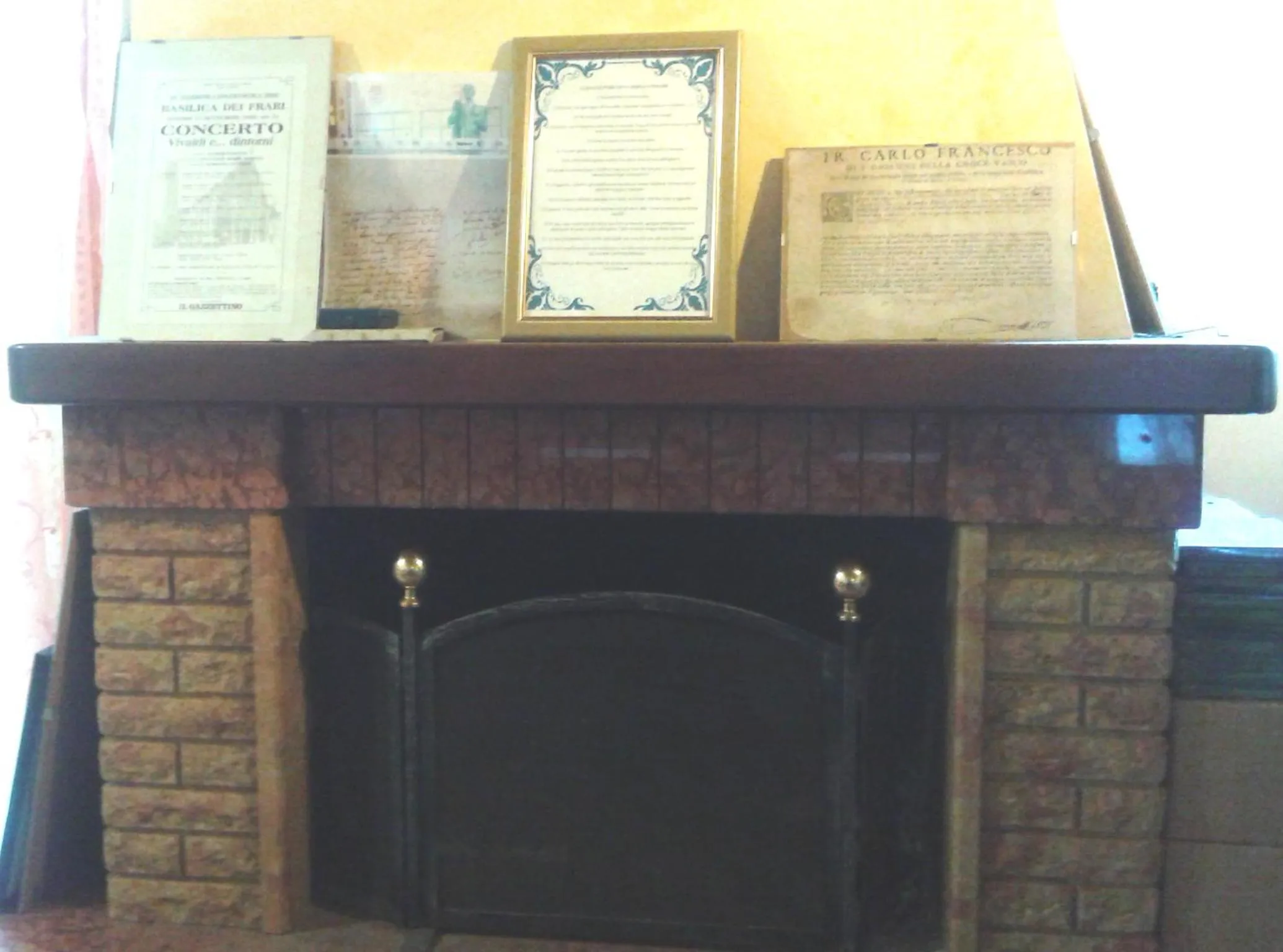 Decorative detail in B&B Antica Corte Lombarda