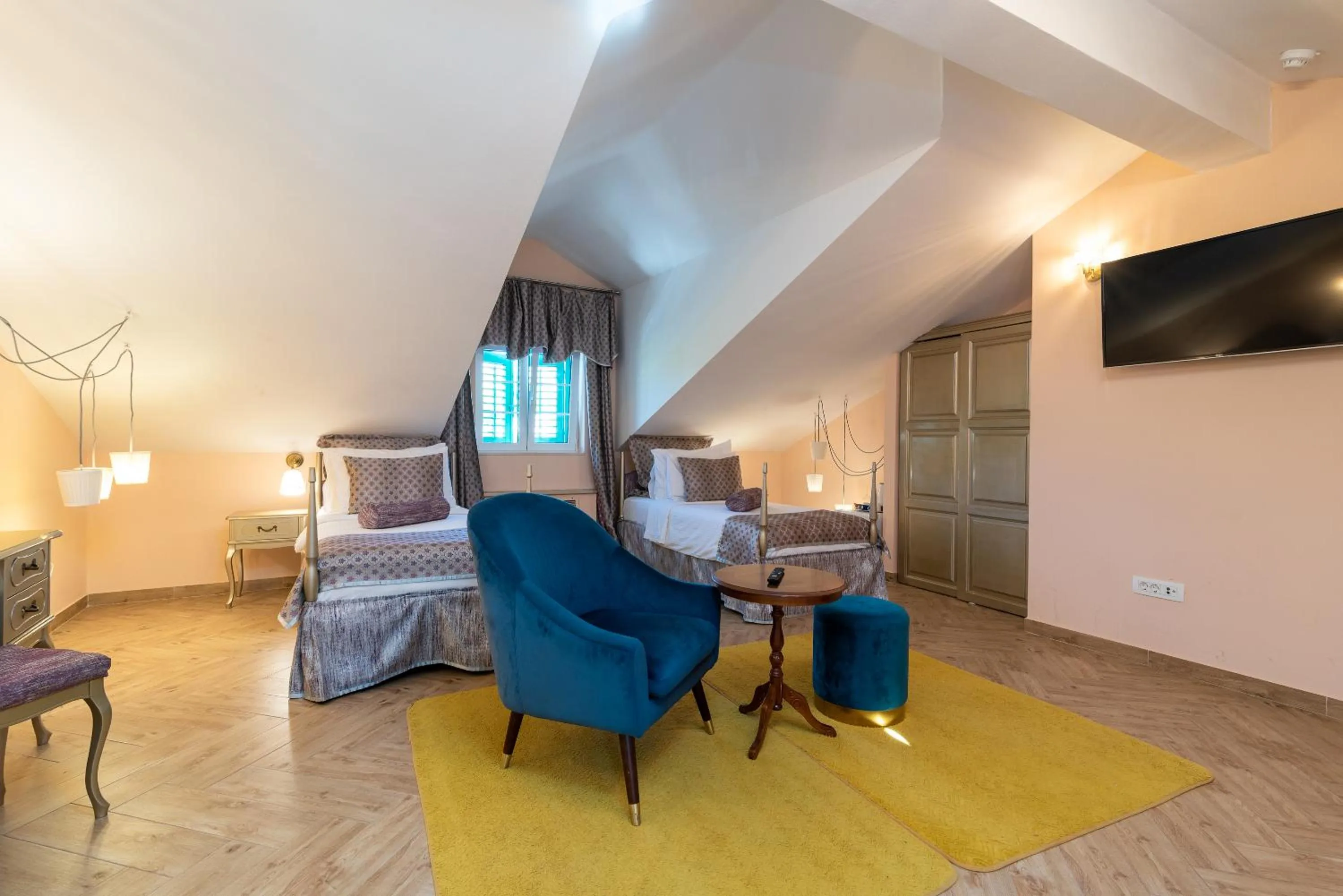 Bed in Heritage Hotel Pasike