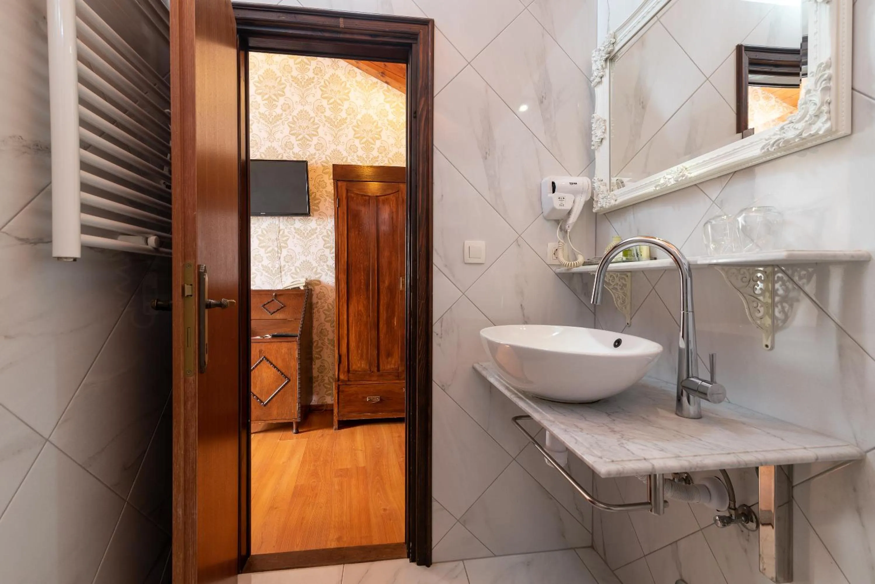 Bathroom in Heritage Hotel Pasike