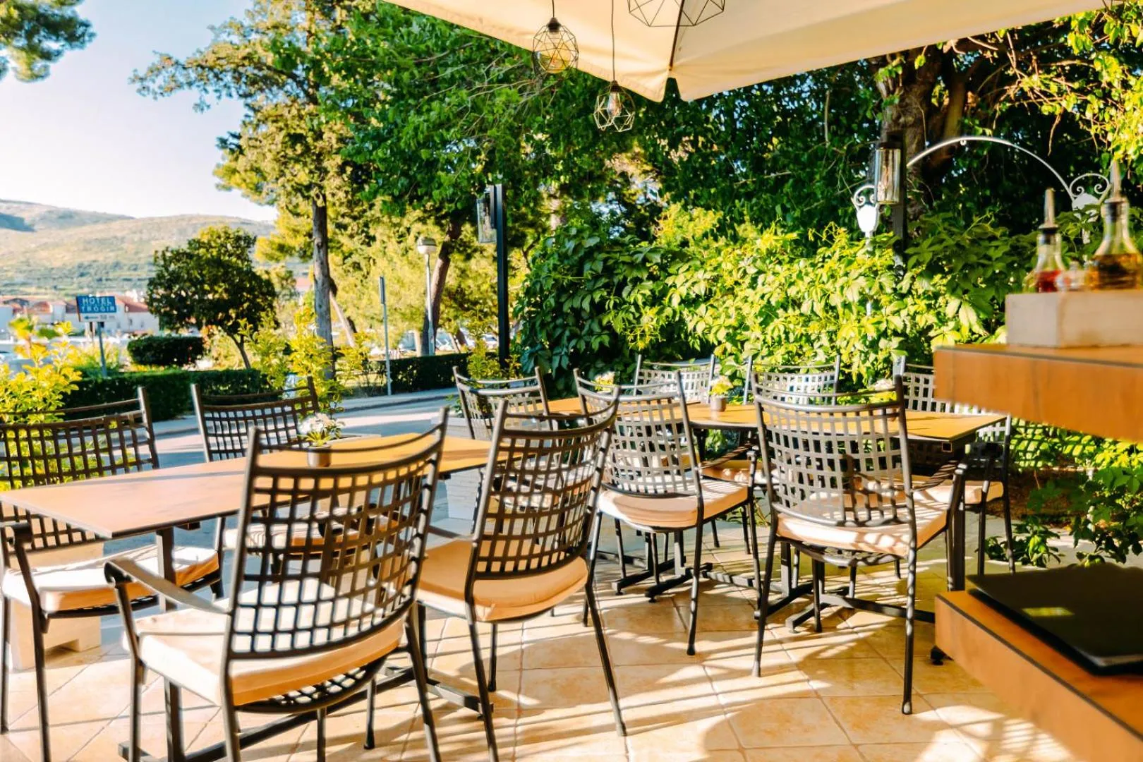 Restaurant/places to eat in Heritage Hotel Pasike