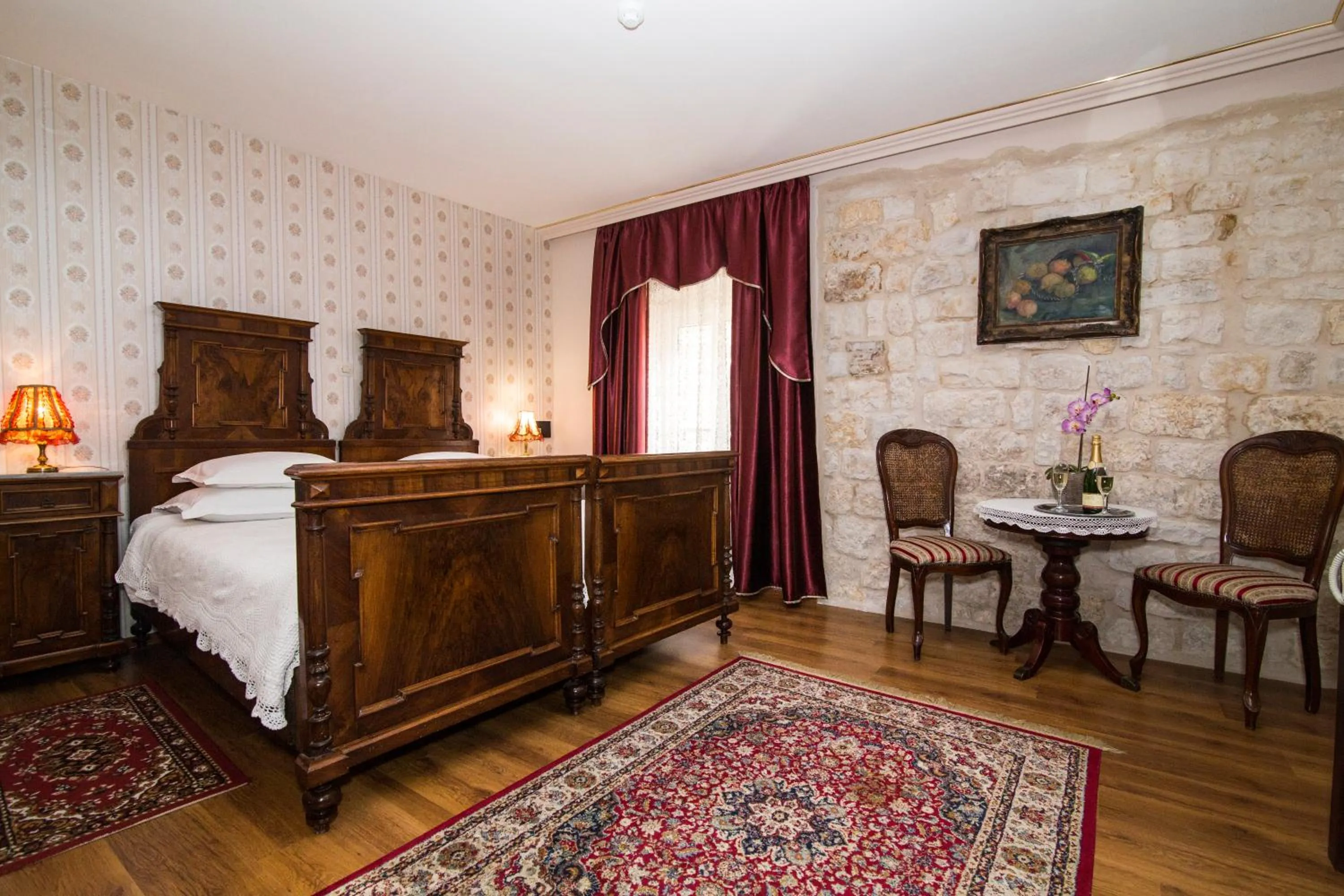 Bed in Heritage Hotel Pasike