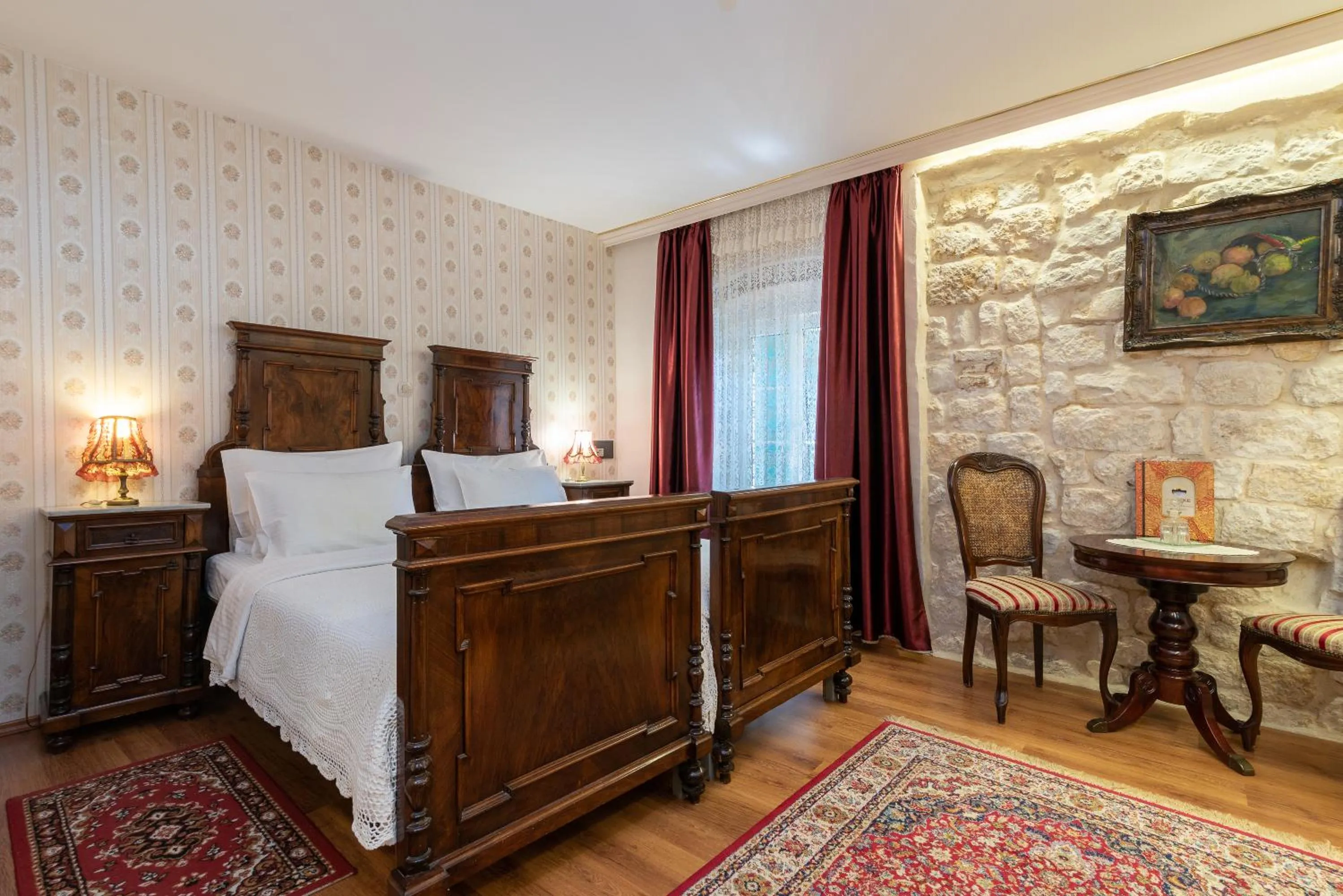 Bed in Heritage Hotel Pasike