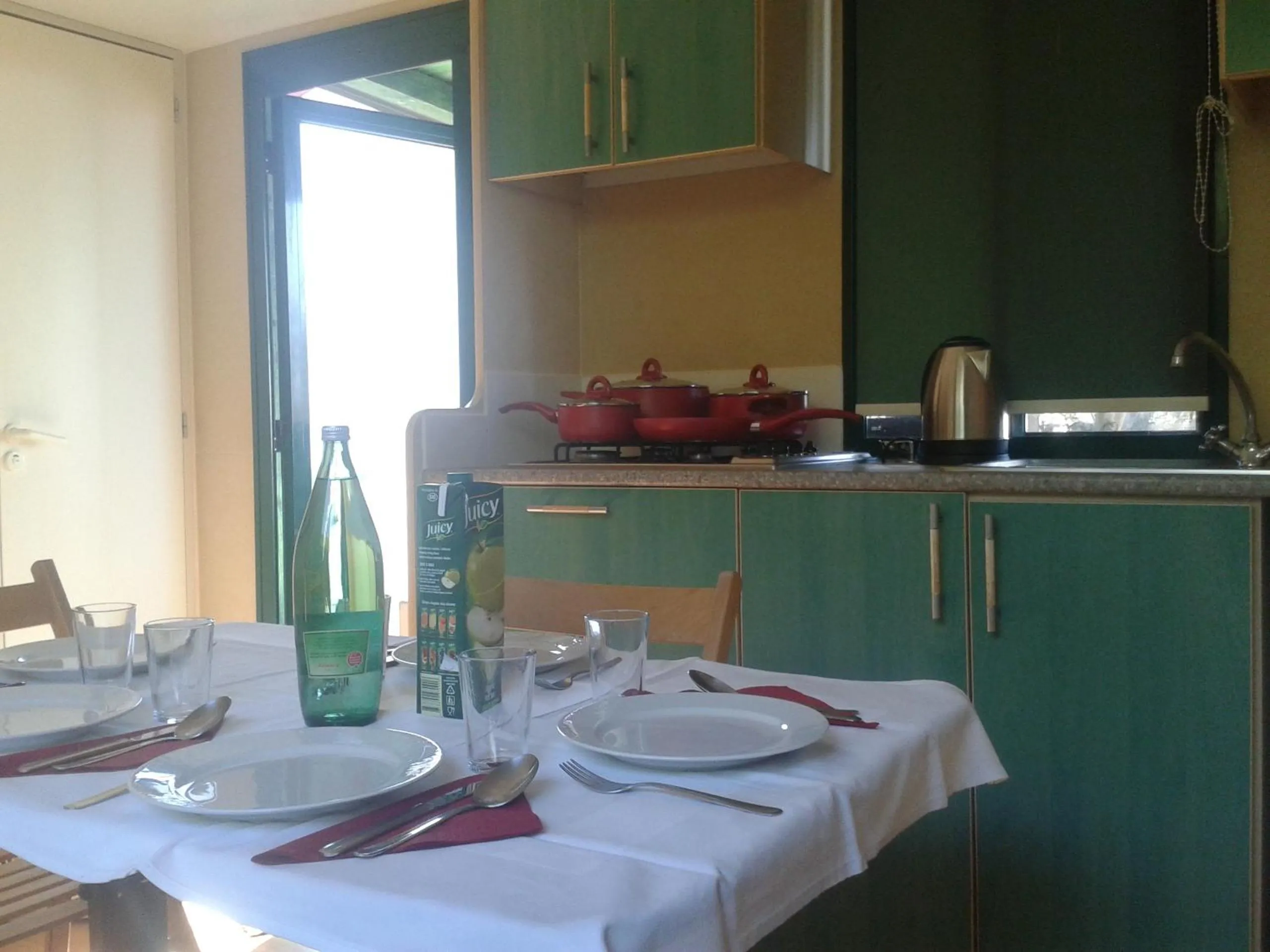 Kitchen or kitchenette in Mobile Homes Vila Punta