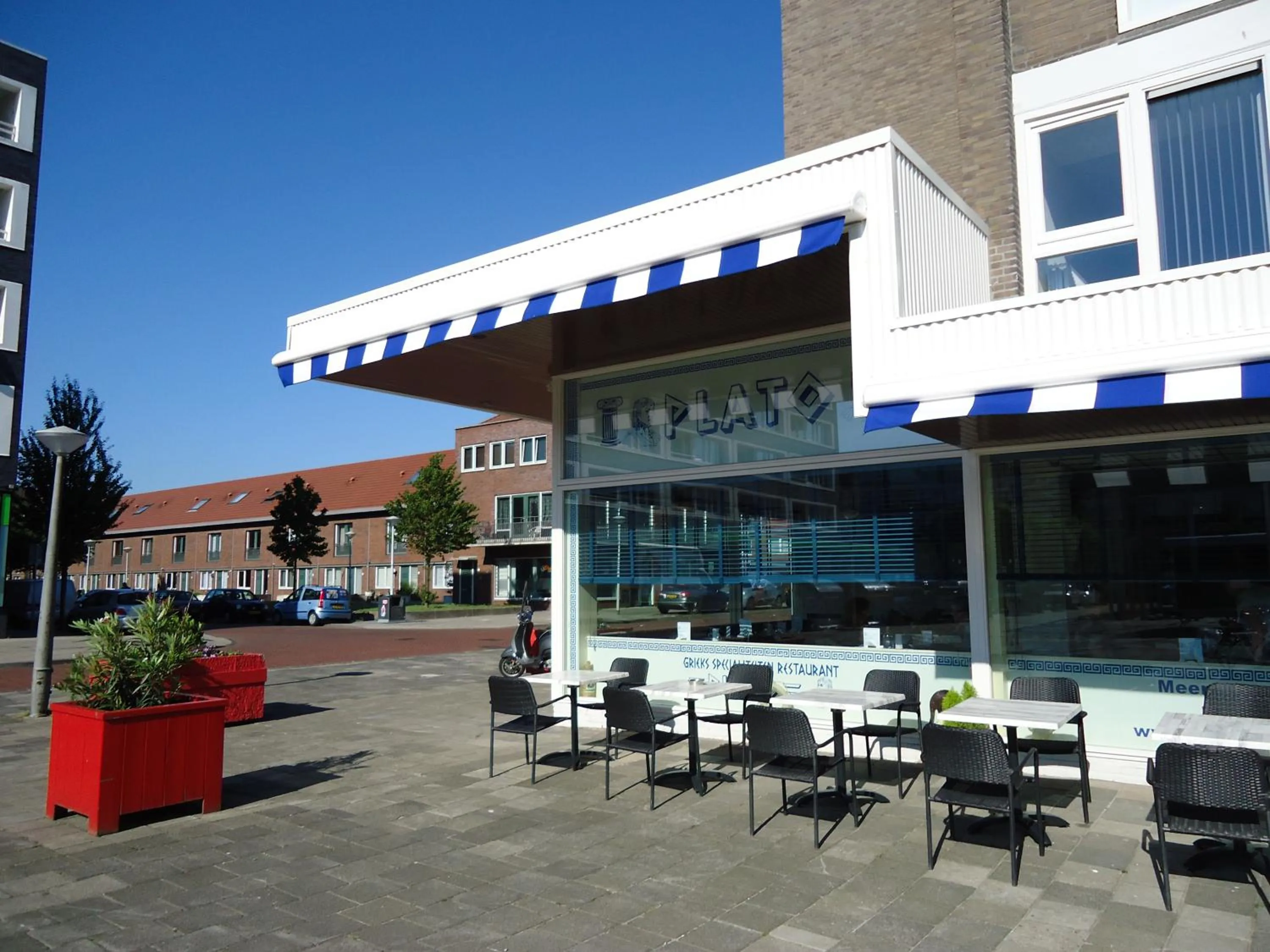 Restaurant/places to eat in B&B Sloterpark