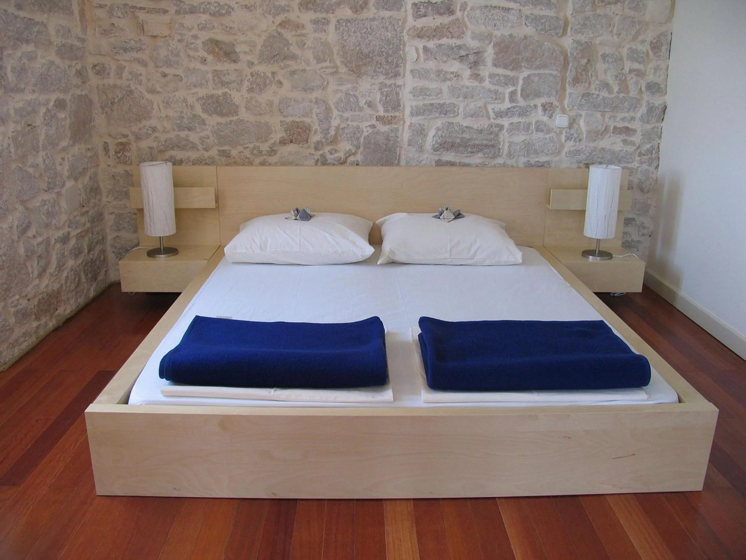 Bed in Hotel Maestral