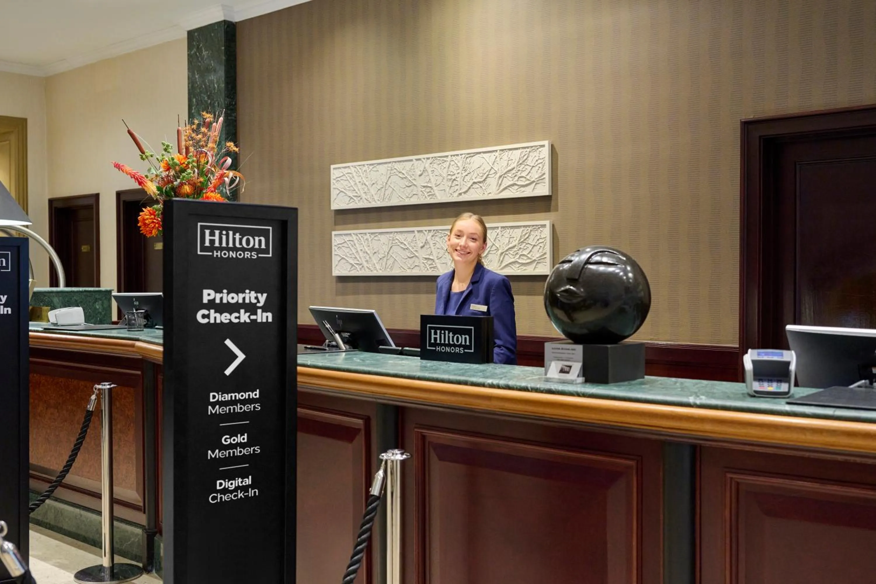 Lobby or reception in Hilton Antwerp Old Town