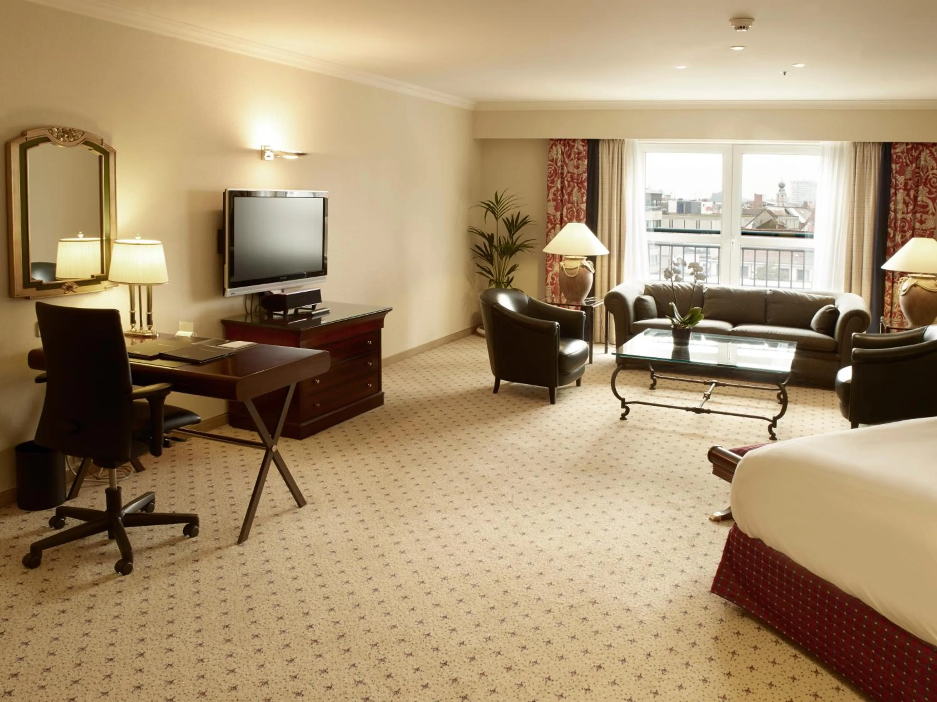 Bedroom, Bed in Hilton Antwerp Old Town